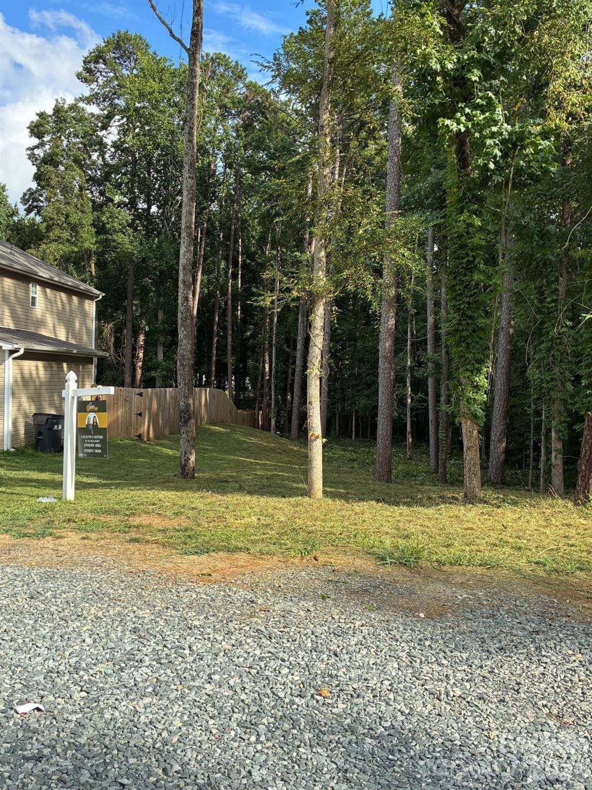 4921 Coppala DR, Charlotte, NC 28216