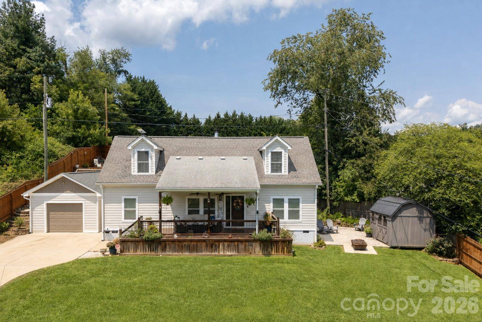 8 Blaines WAY, Candler, NC 28715