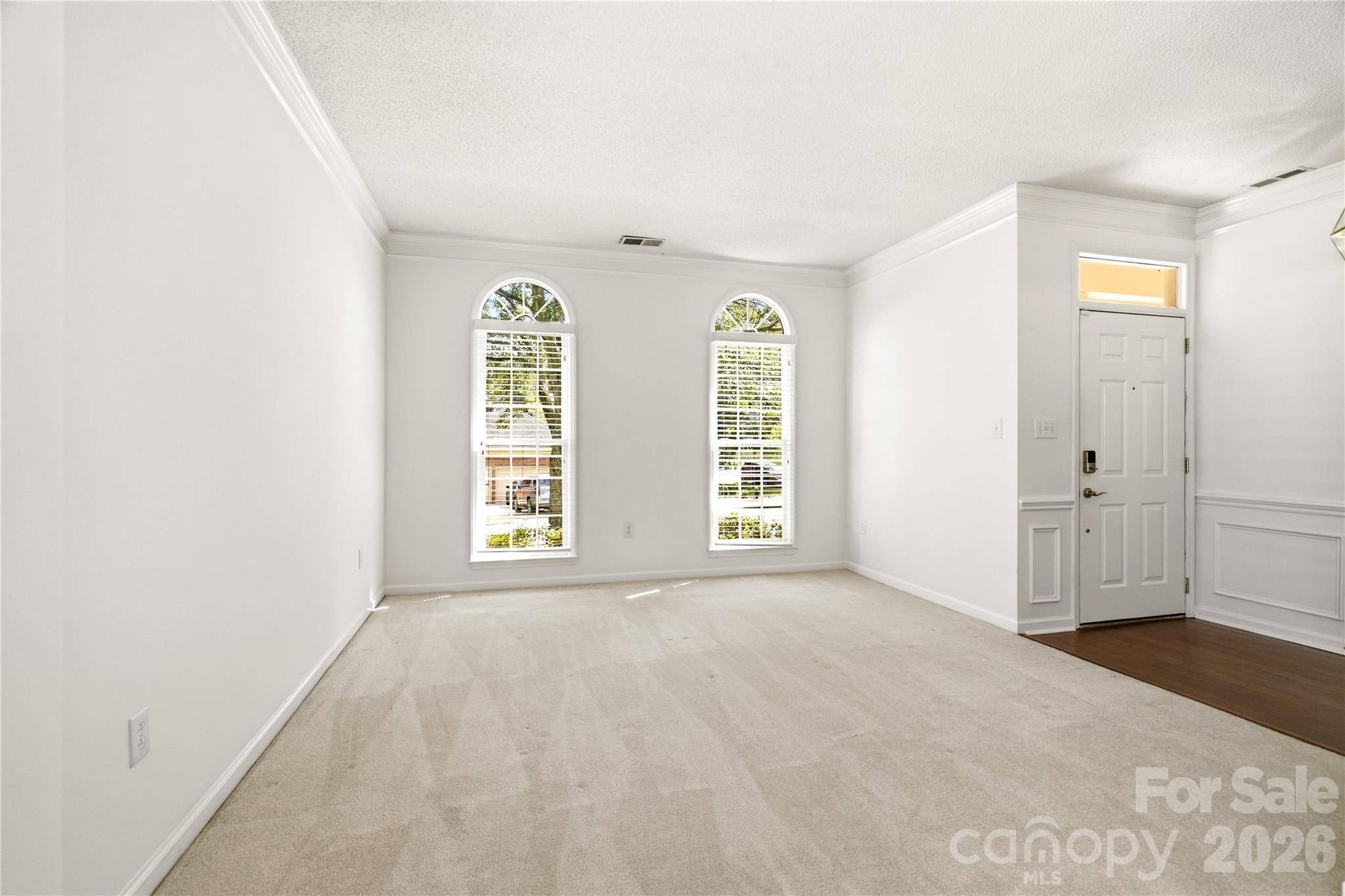 2604 Lamp Post LN, Kannapolis, NC 28081