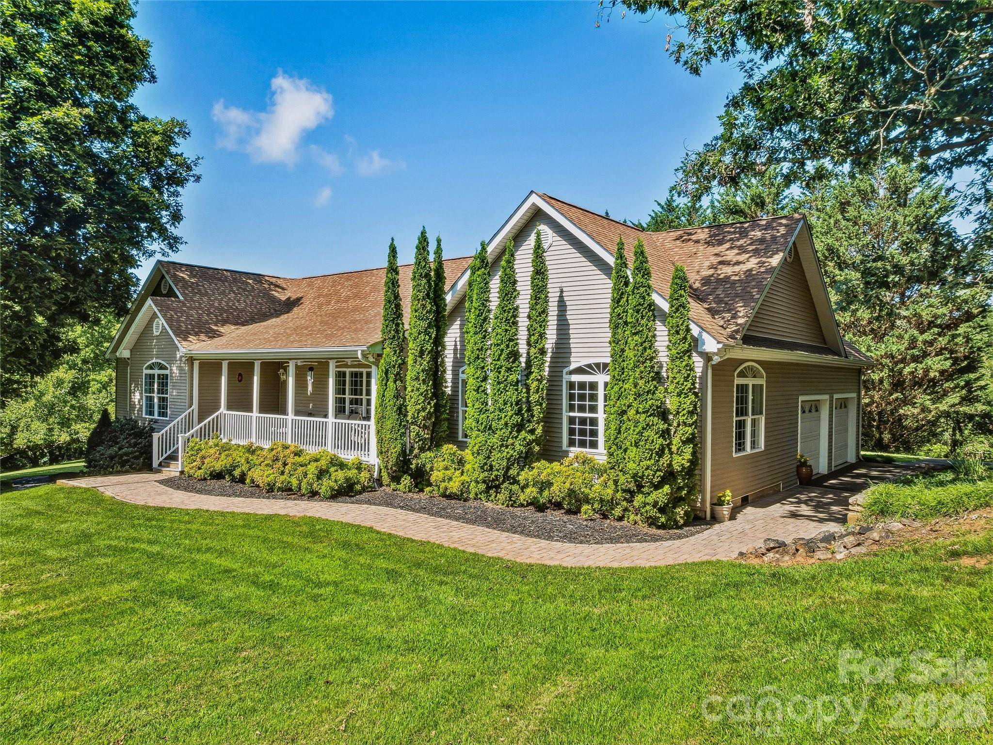 1082 S Main ST, Mars Hill, NC 28754