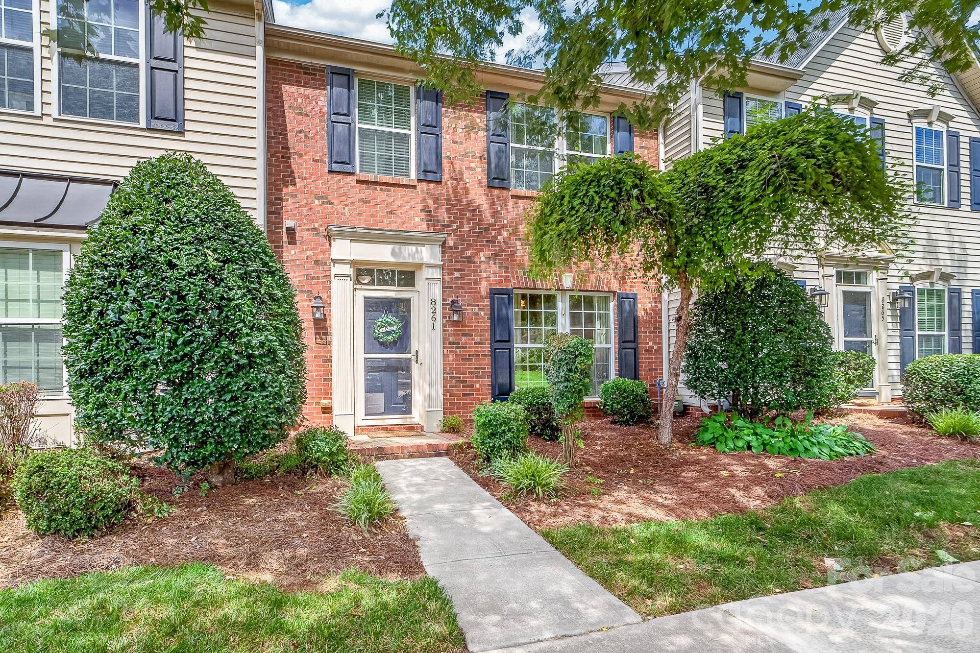 8261 Bridgegate DR, Huntersville, NC 28078