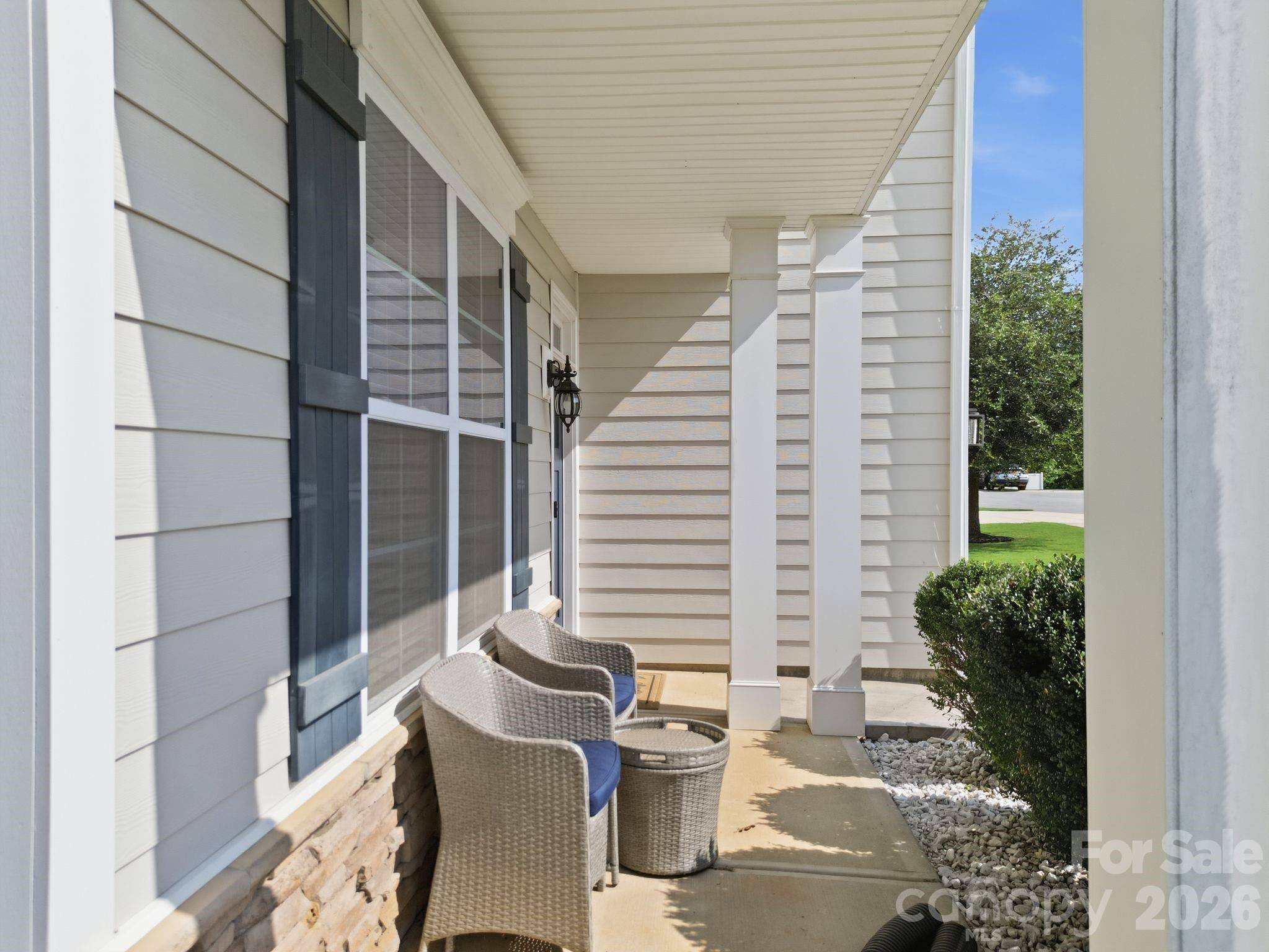 3830 Lake Breeze DR, Sherrills Ford, NC 28673