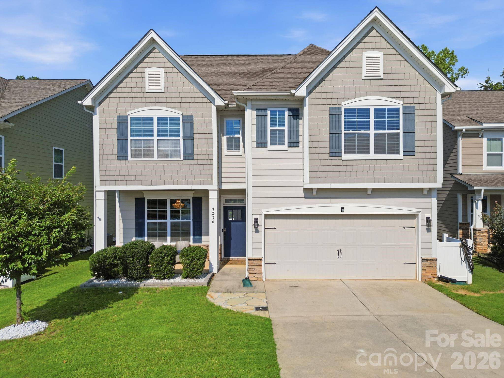 3830 Lake Breeze DR, Sherrills Ford, NC 28673