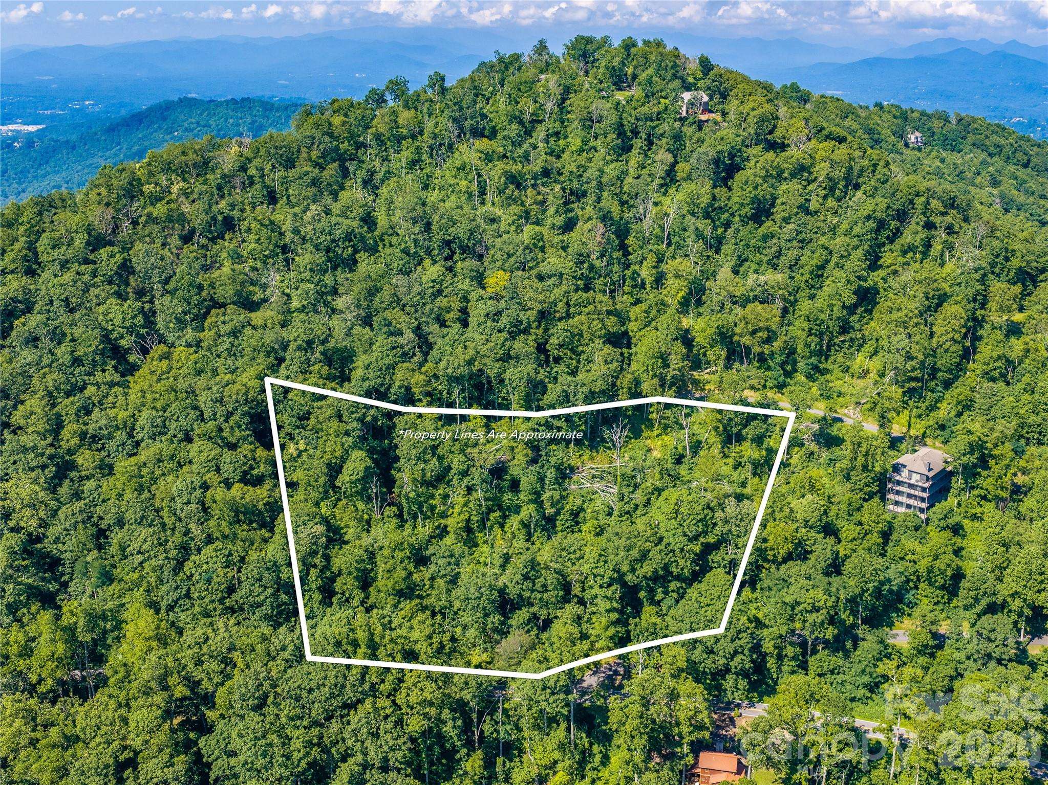 36 Cary LN, Asheville, NC 28804