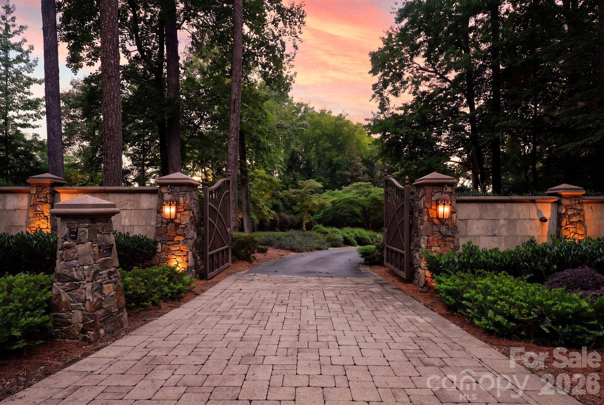139 Hollen LN, Mooresville, NC 28117