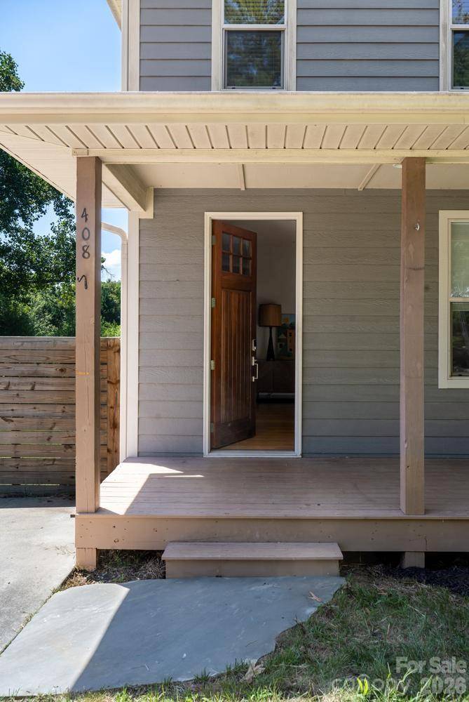 408 Old Haw Creek RD, Asheville, NC 28805