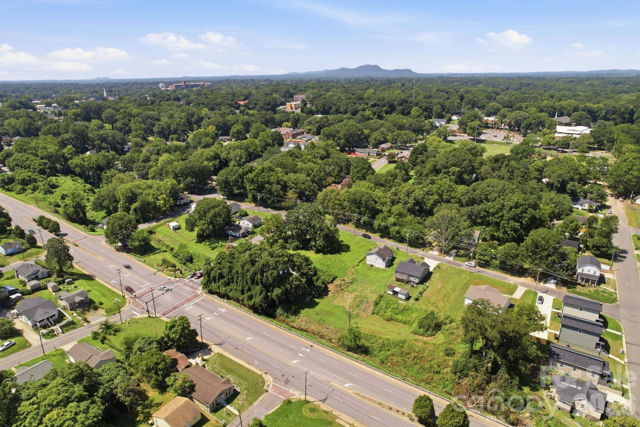 911 N Chester ST, Gastonia, NC 28052