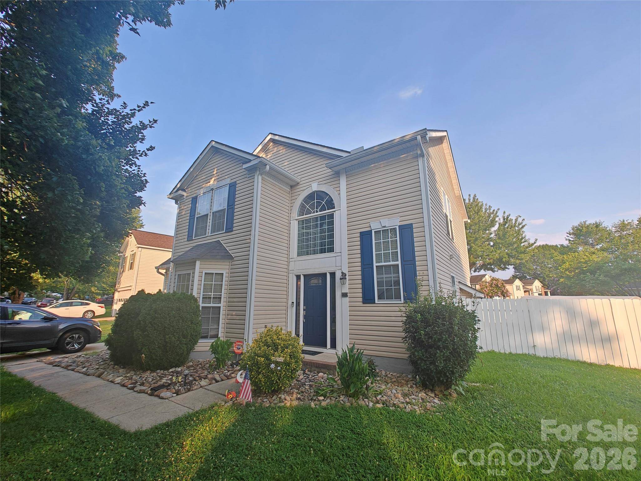 9026 Shenington PL, Charlotte, NC 28216