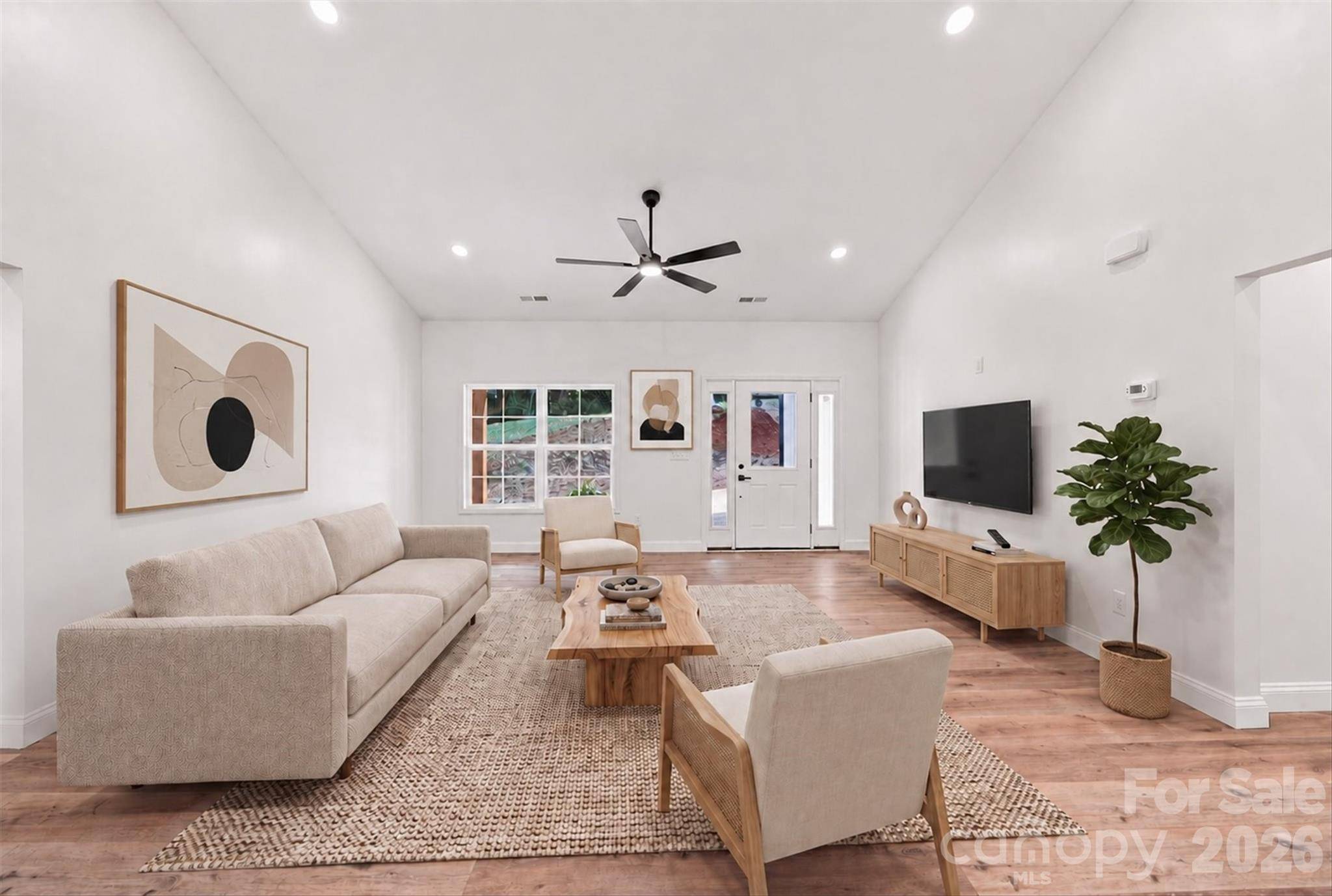 1694 Parsonage LN, Newton, NC 28658