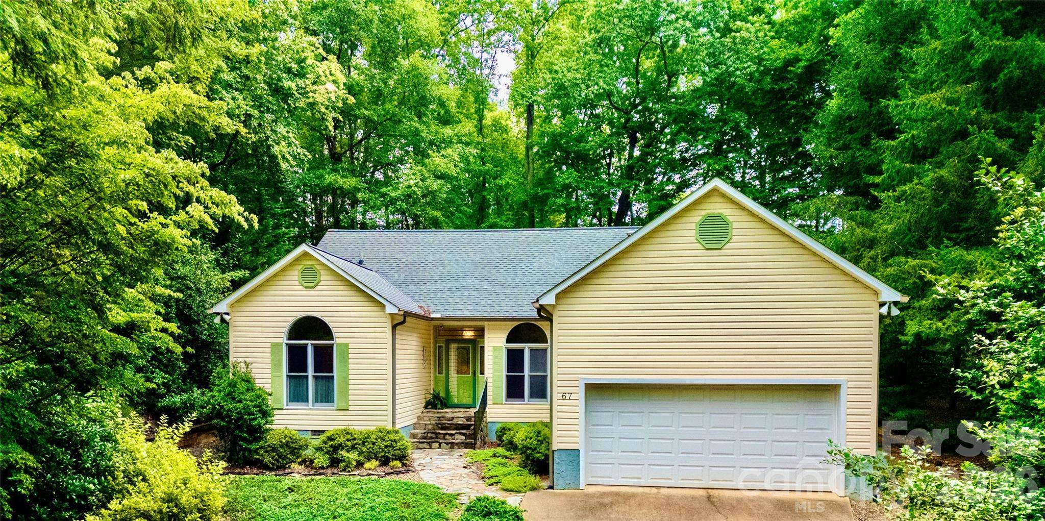67 Autumn Glen CT, Brevard, NC 28712