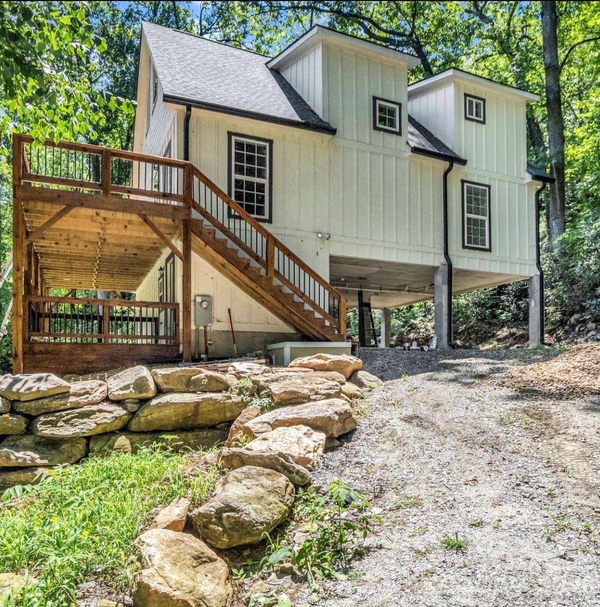 168 Fall Creek DR, Chimney Rock, NC 28720
