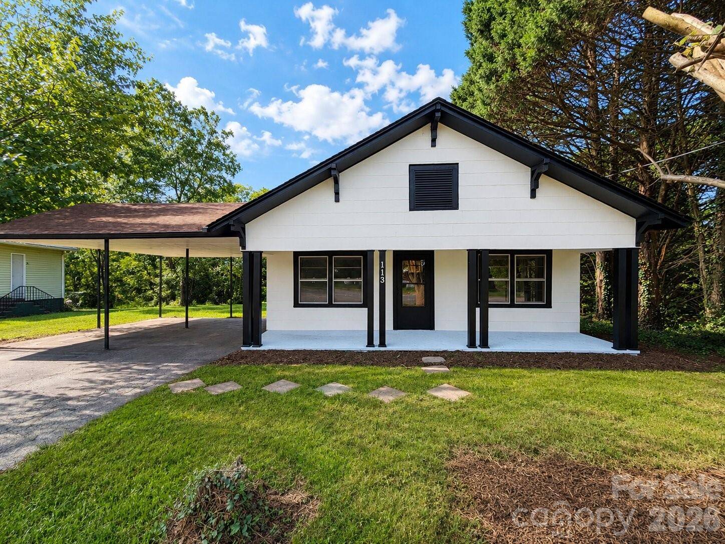 113 Mountain View ST, Morganton, NC 28655