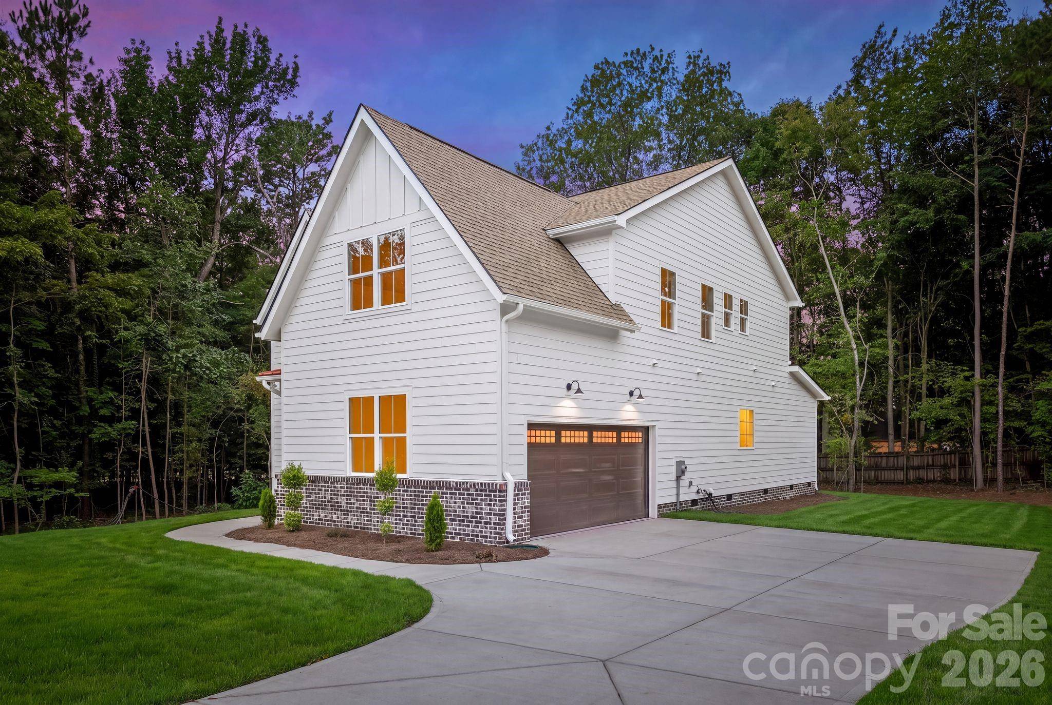 2311 Chateau CT, Matthews, NC 28105