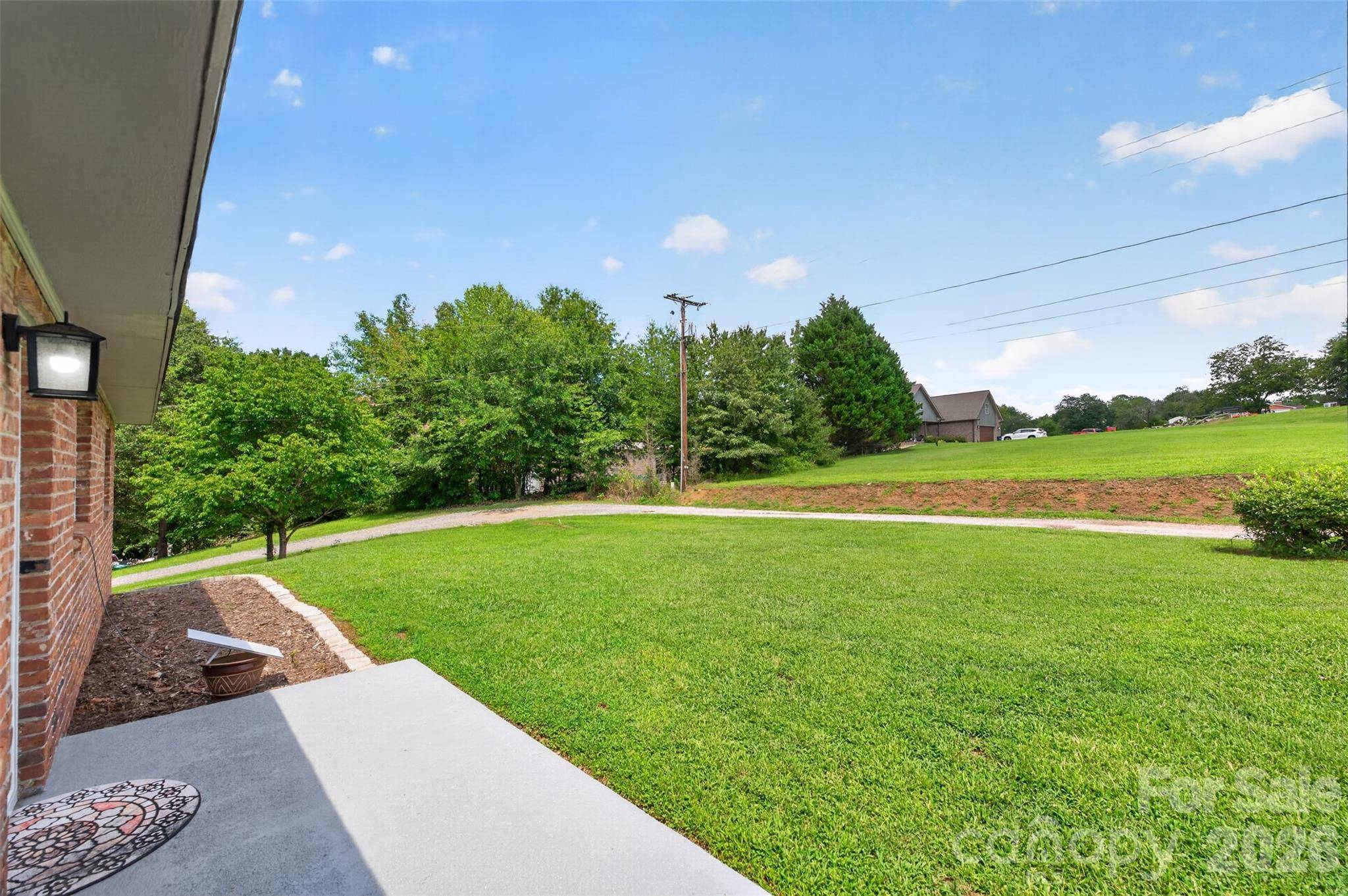 3143 Litty LN, Hildebran, NC 28637