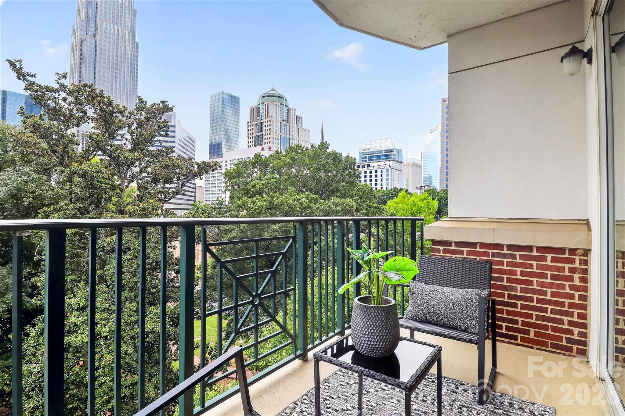 300 W 5th ST #709, Charlotte, NC 28202