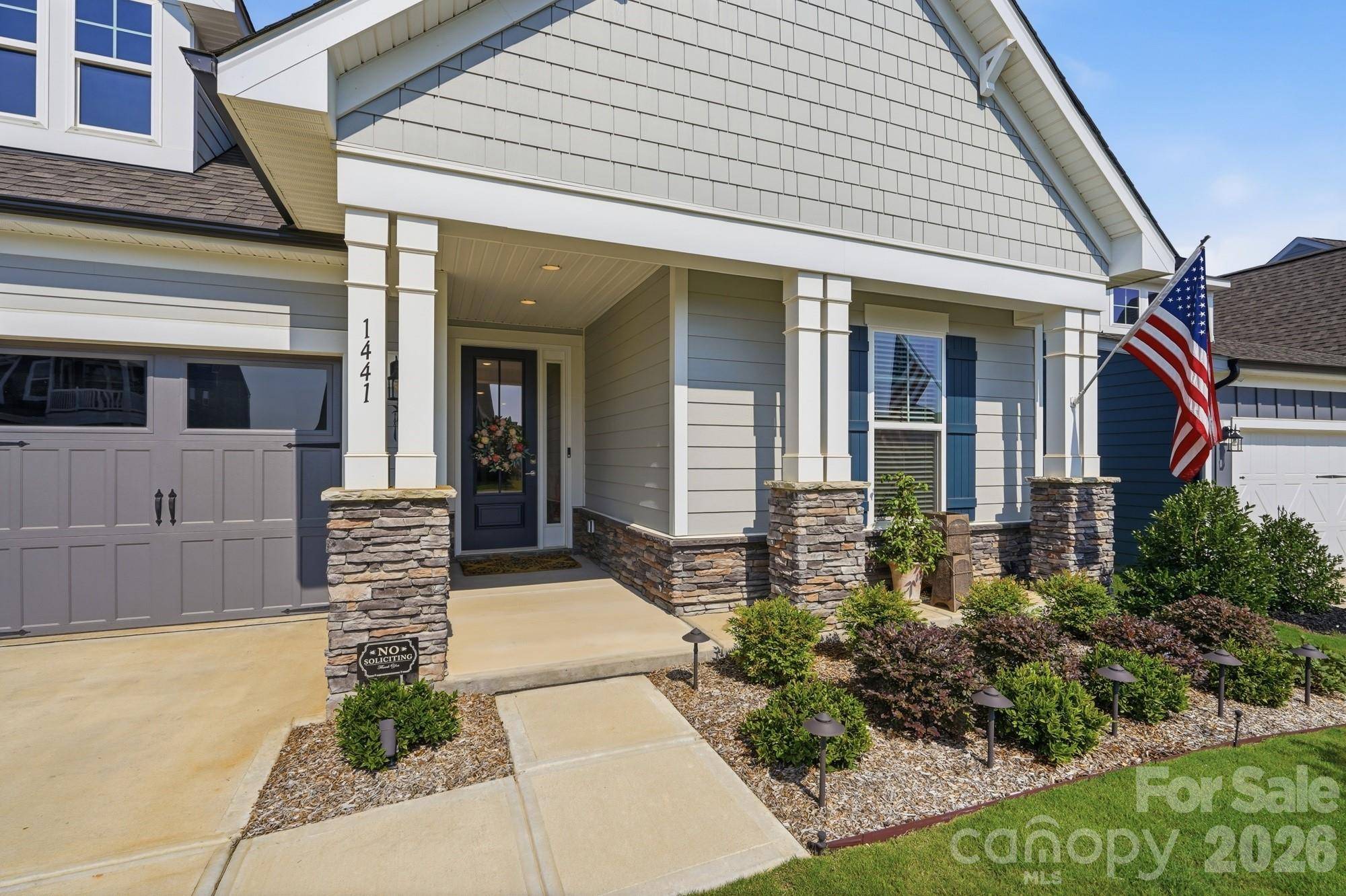 1441 Ardmore DR, Sherrills Ford, NC 28673