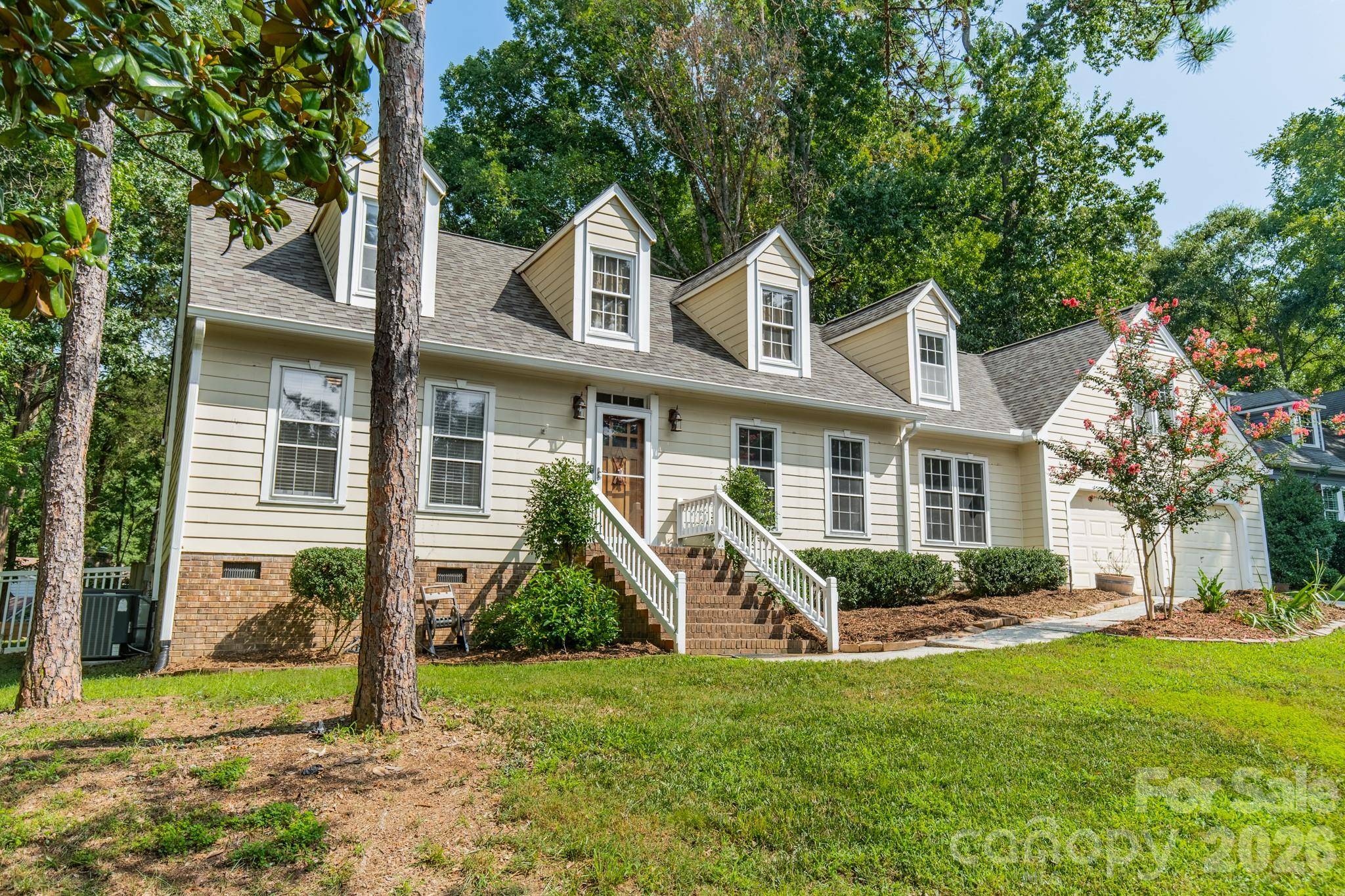 5815 Chapel Creek CT, Charlotte, NC 28226