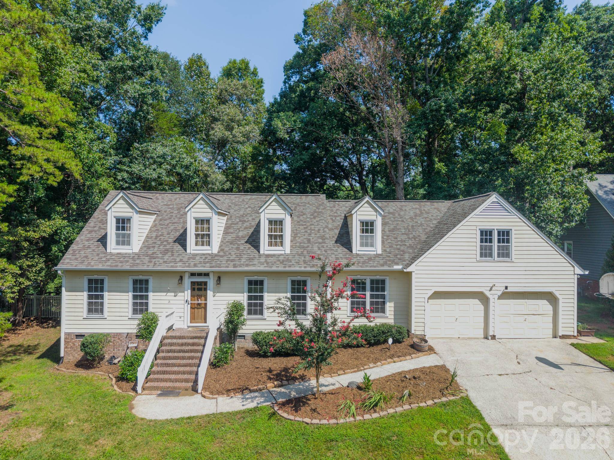 5815 Chapel Creek CT, Charlotte, NC 28226