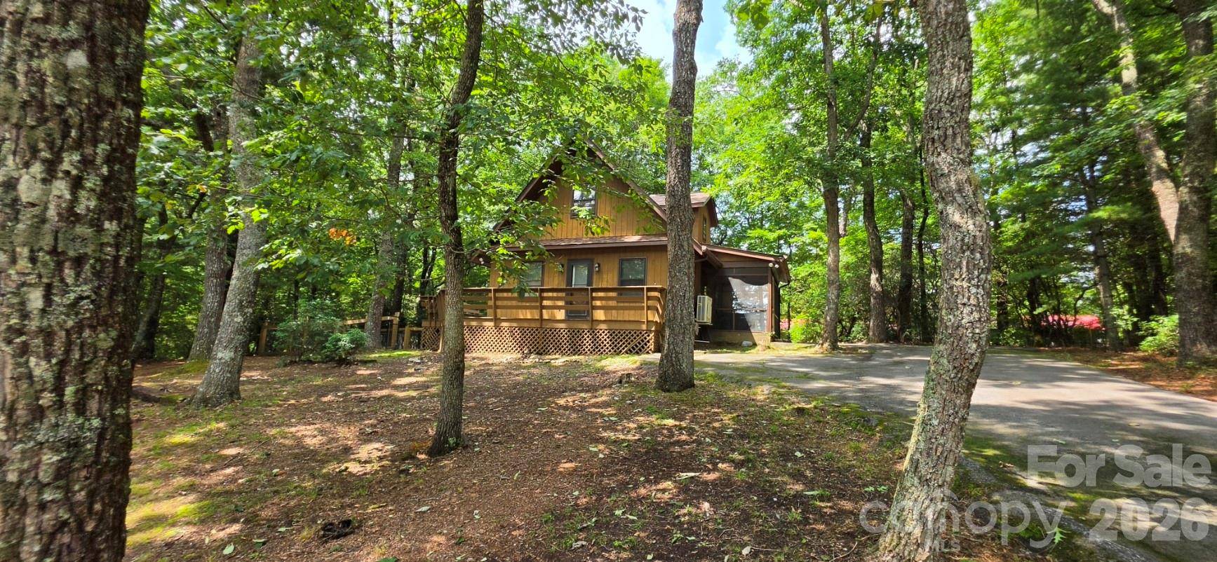 139 Little Creek LN, Glade Valley, NC 28627