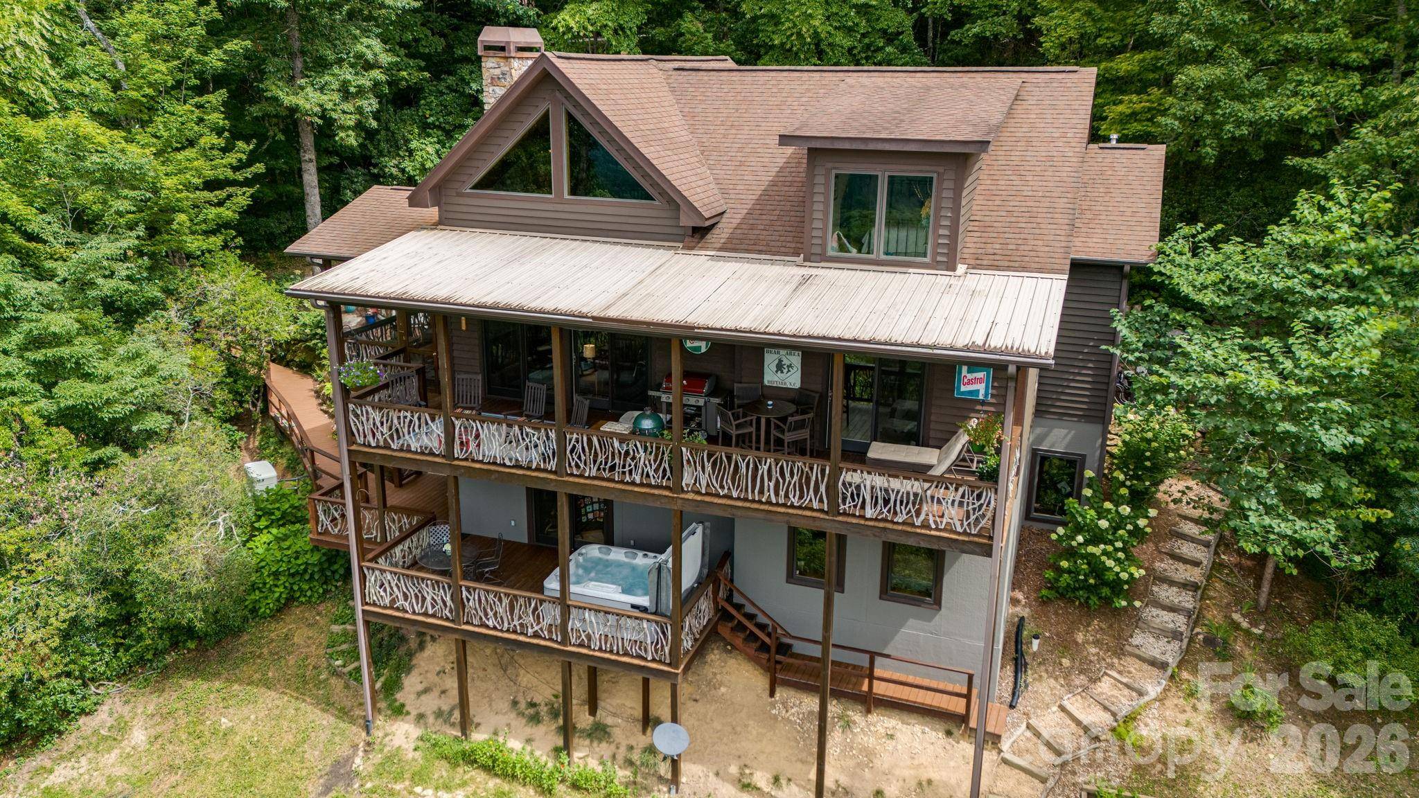138 Bear Paw DR, Brevard, NC 28712