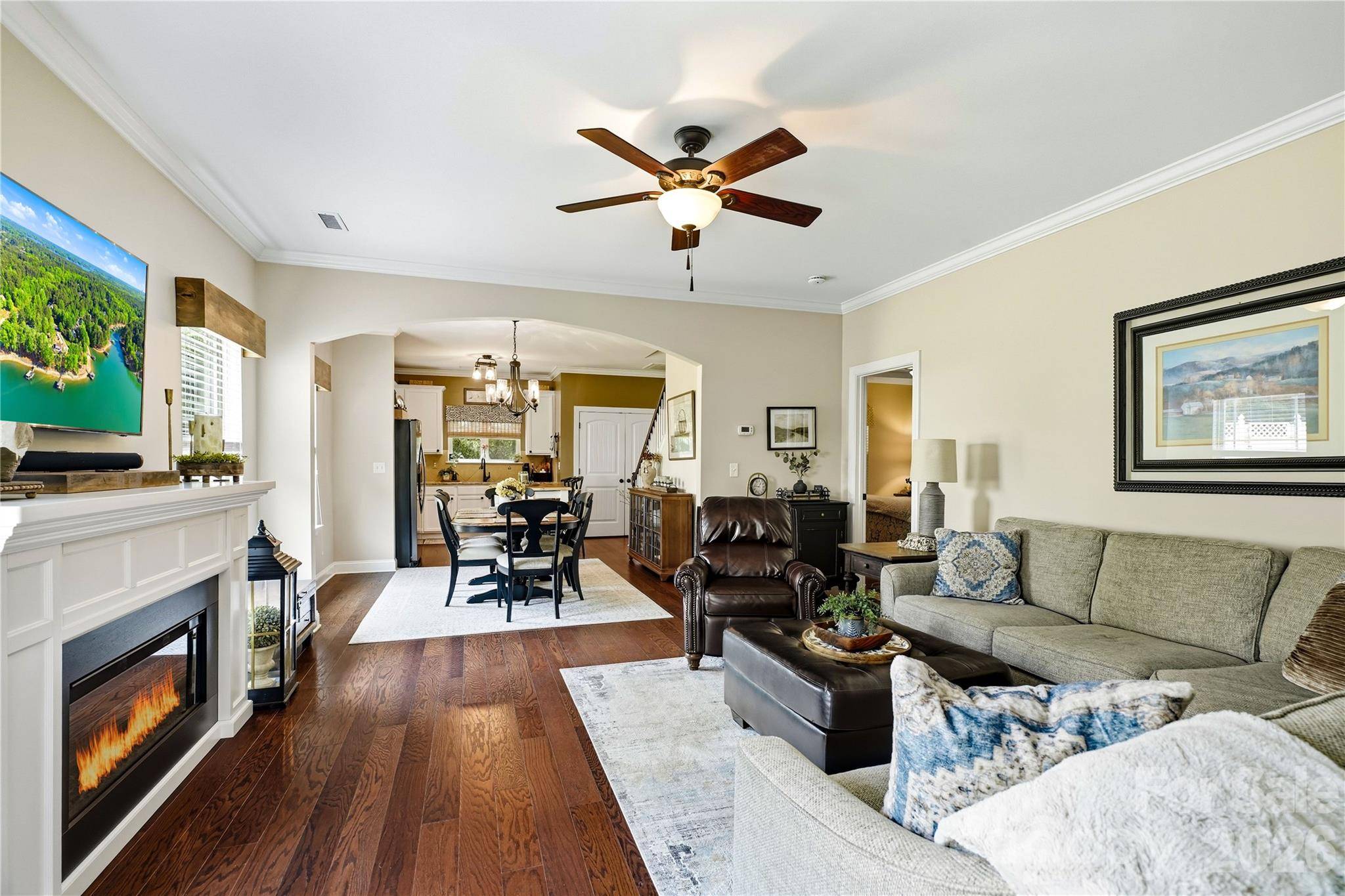 192 Aztec CIR, Mooresville, NC 28117