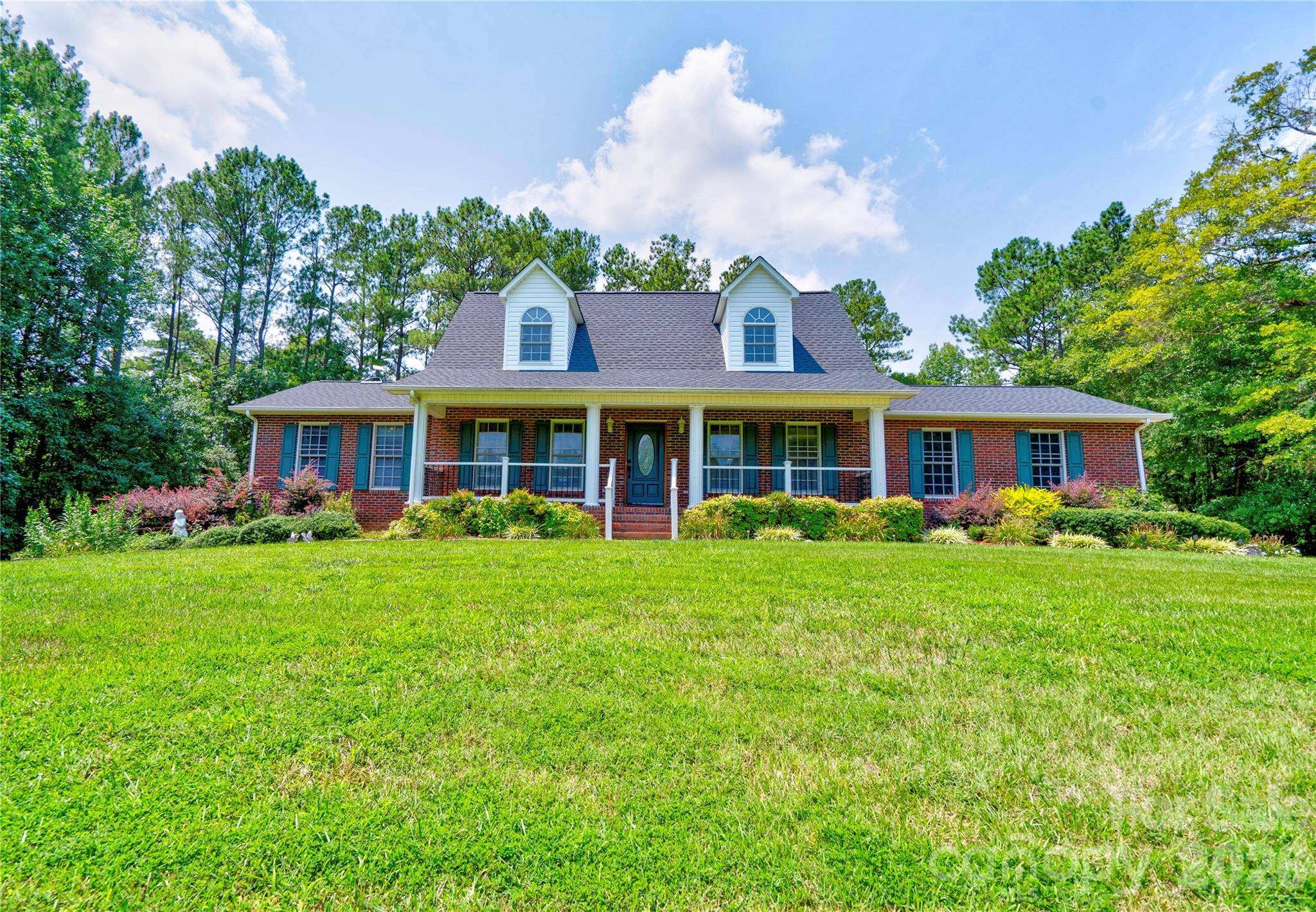 189 Hazelhurst LN, Mooresboro, NC 28114