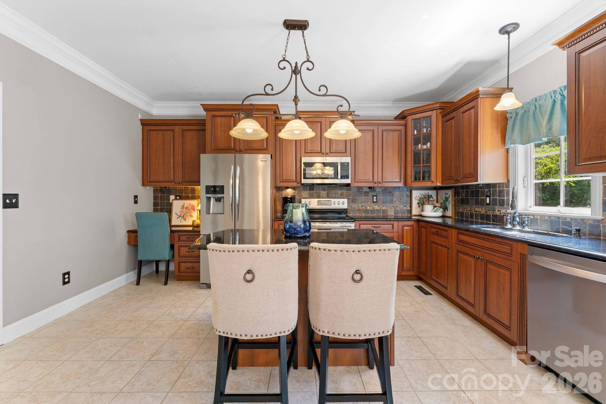 220 Lake Dale CT, Clemmons, NC 27012