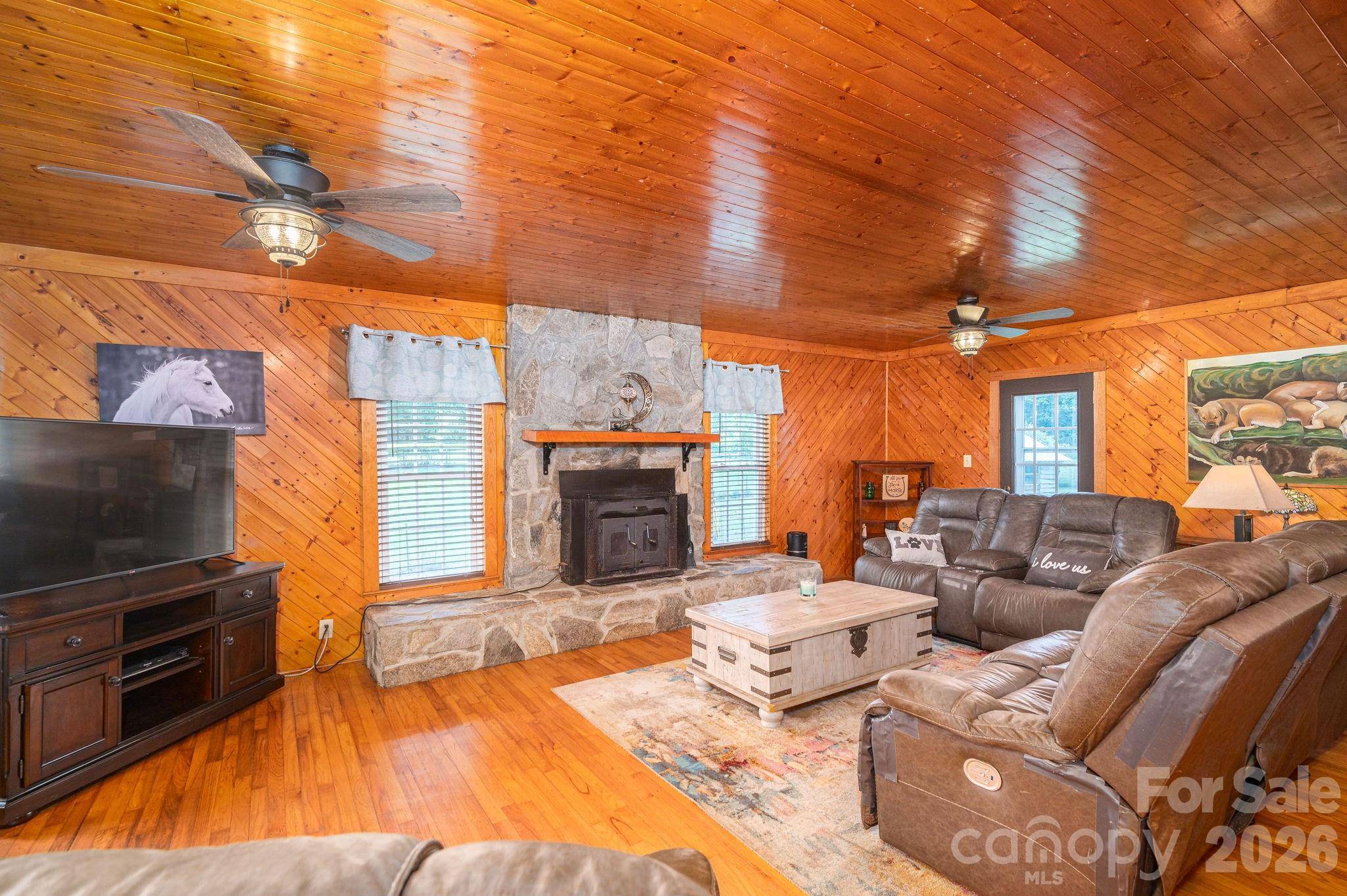744 S Grove Street EXT, Lincolnton, NC 28092