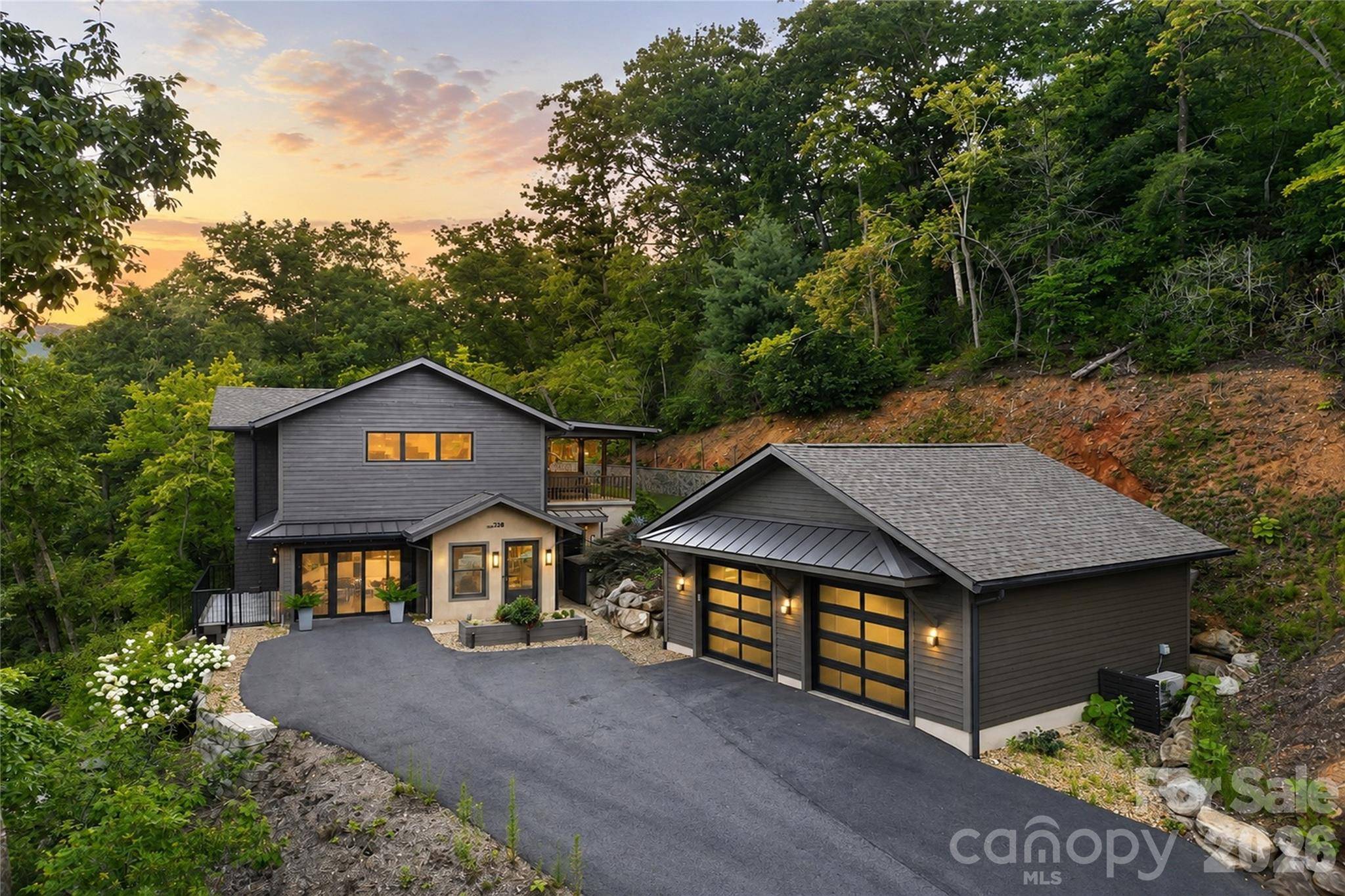 228 Allen Mountain DR, Black Mountain, NC 28711