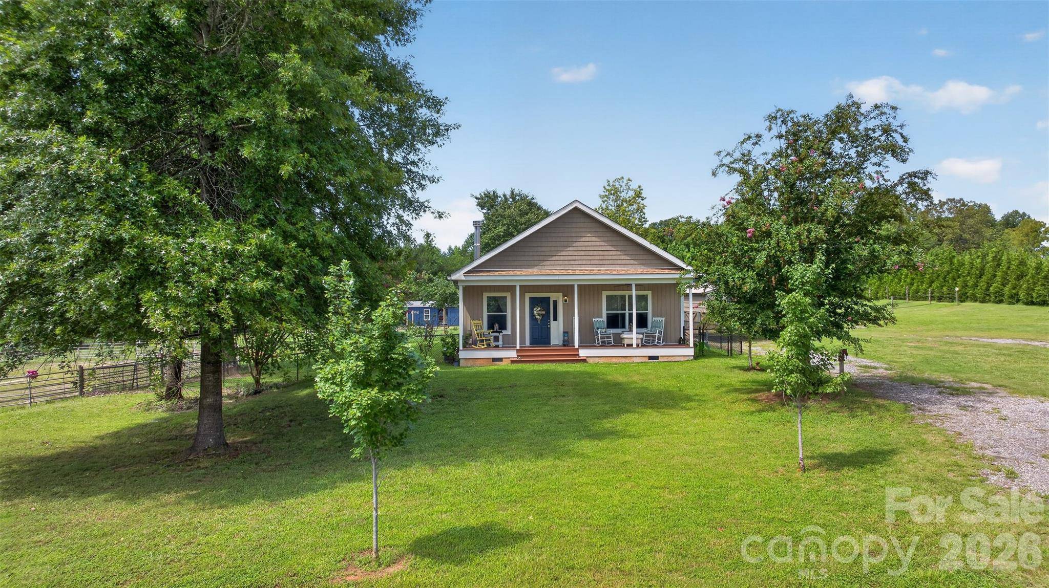 1568 John Smith RD, Columbus, NC 28722