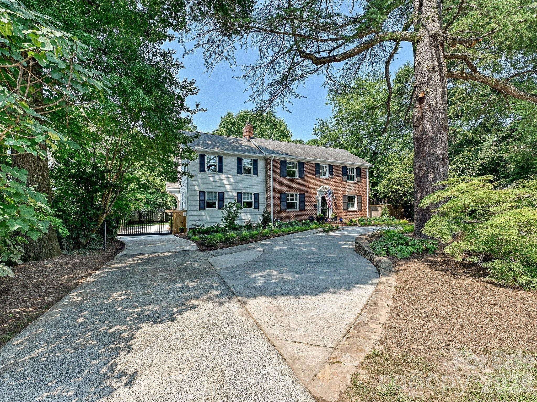 1642 Providence RD, Charlotte, NC 28207
