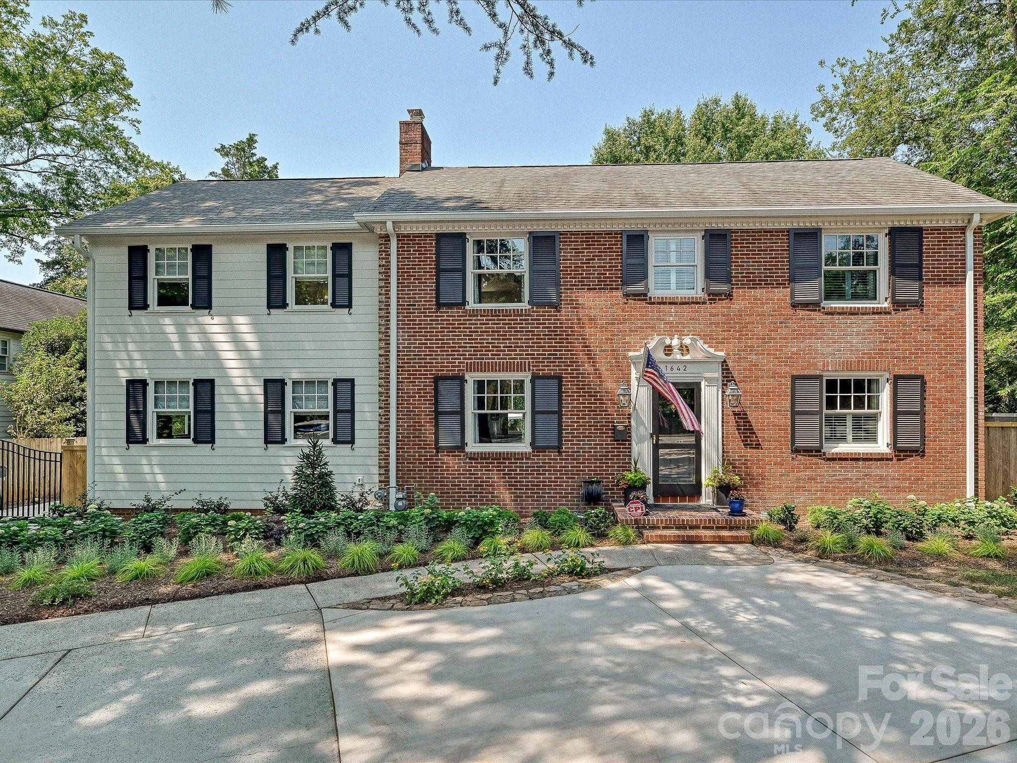1642 Providence RD, Charlotte, NC 28207