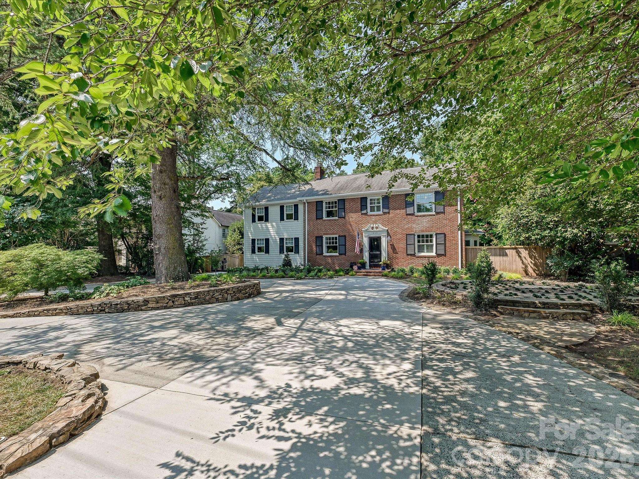 1642 Providence RD, Charlotte, NC 28207