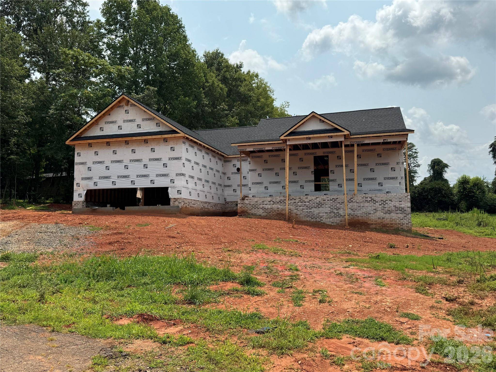 2555 Polo LN, Maiden, NC 28650
