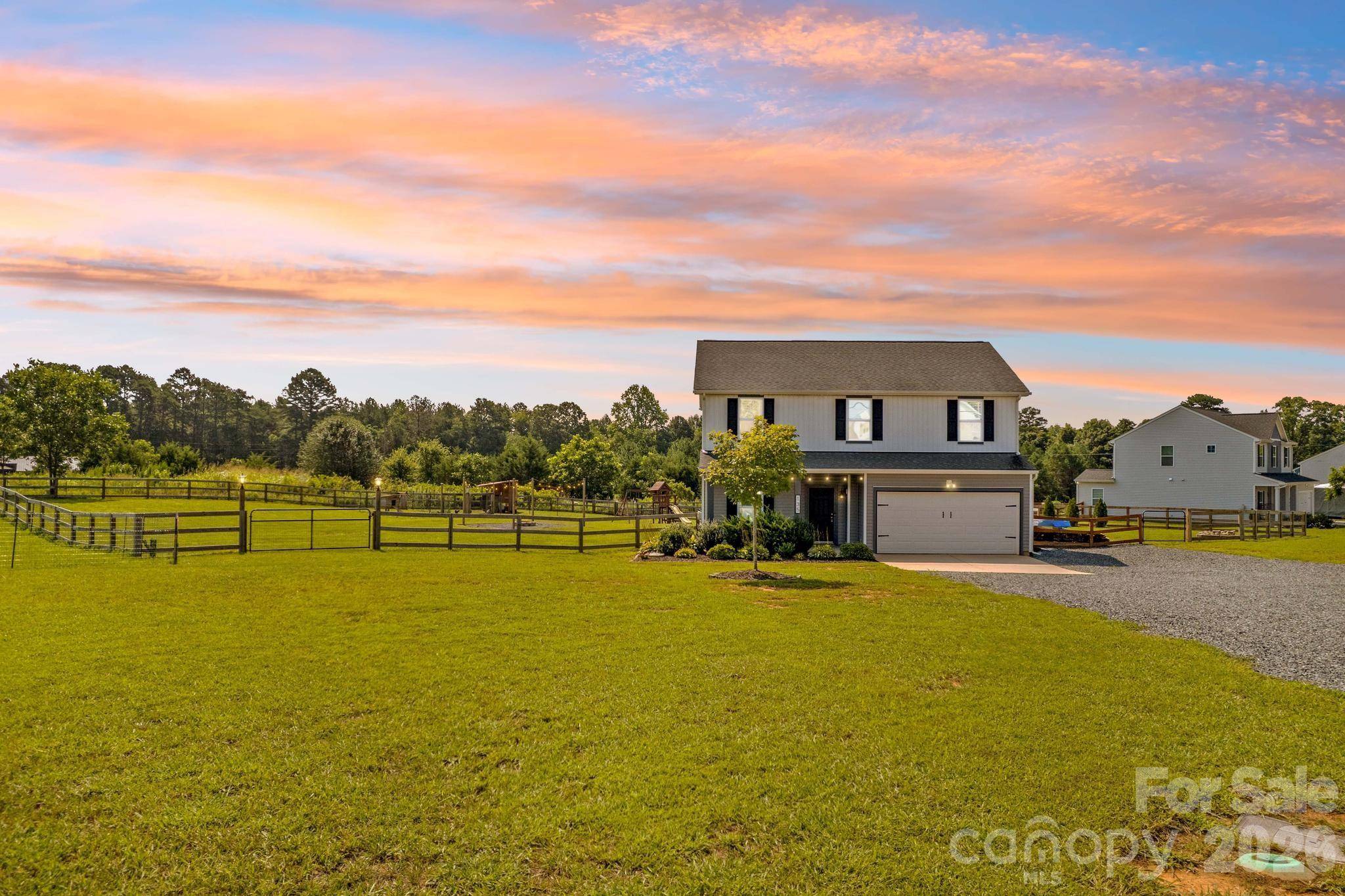 135 Stanfield Farm LN, Stanfield, NC 28163