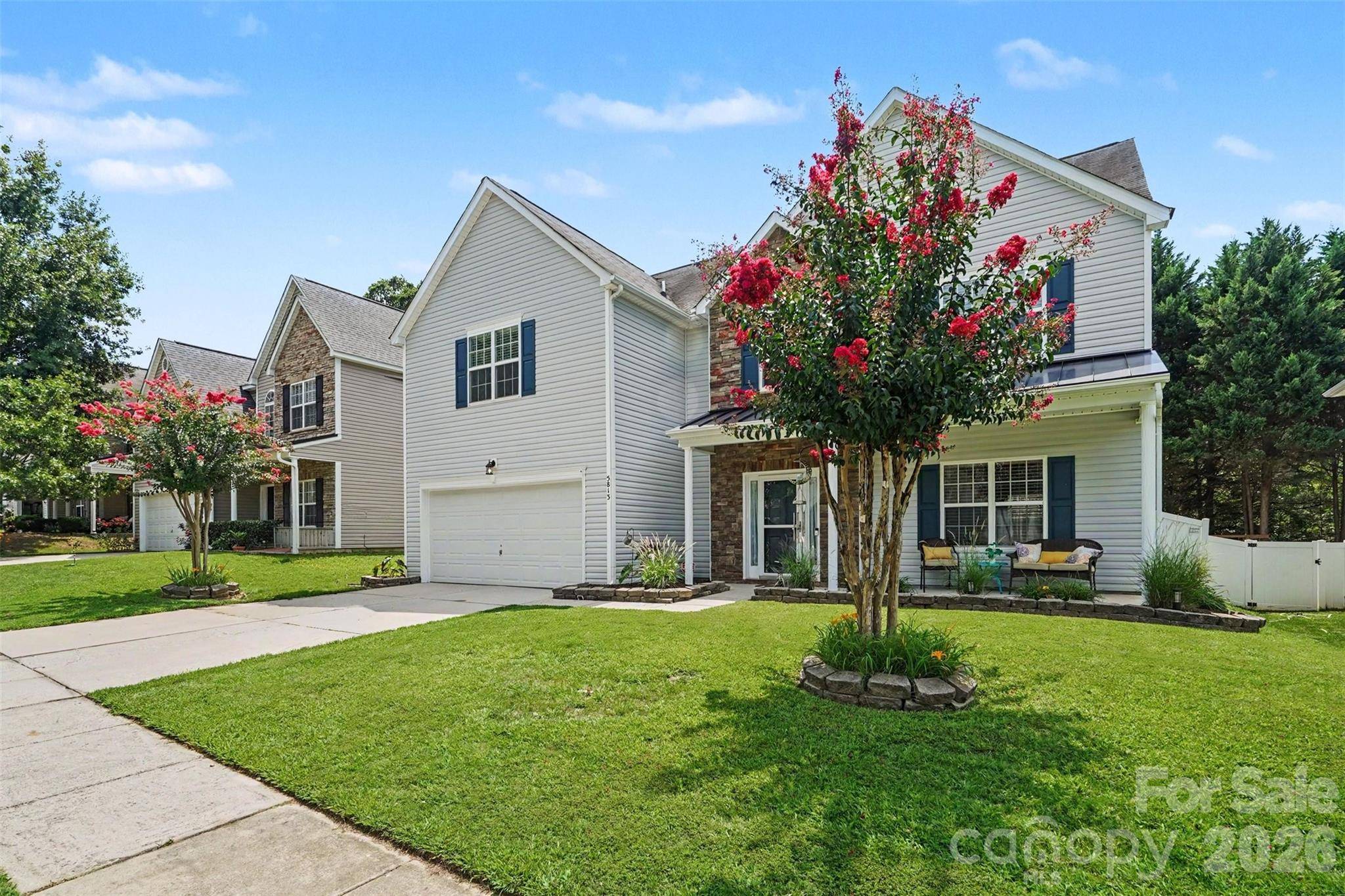5813 Parkstone DR, Matthews, NC 28104