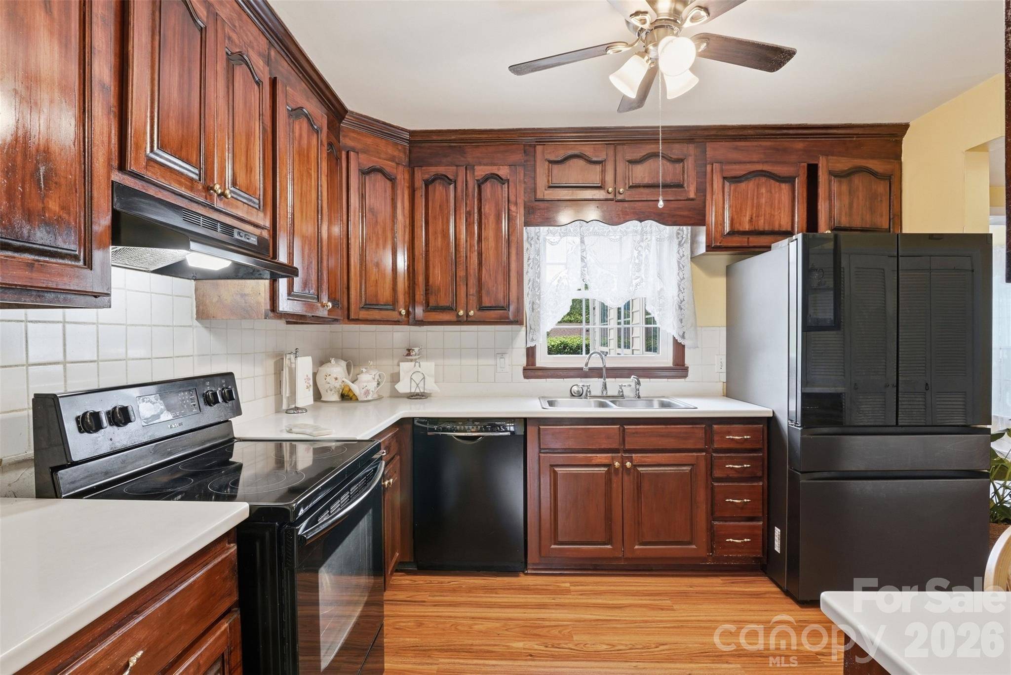 1287 Queensgate ST, Gastonia, NC 28054