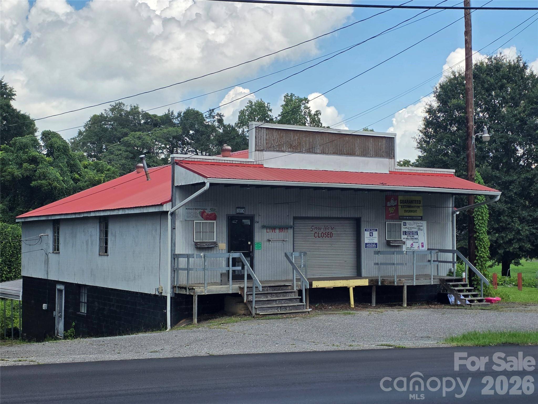 214 E Trade ST, Dallas, NC 28034