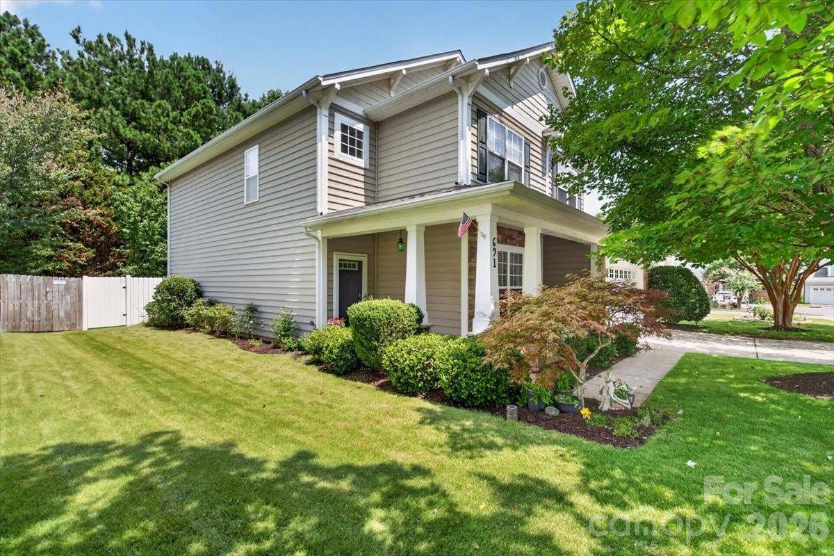 691 Goldflower DR, Rock Hill, SC 29732
