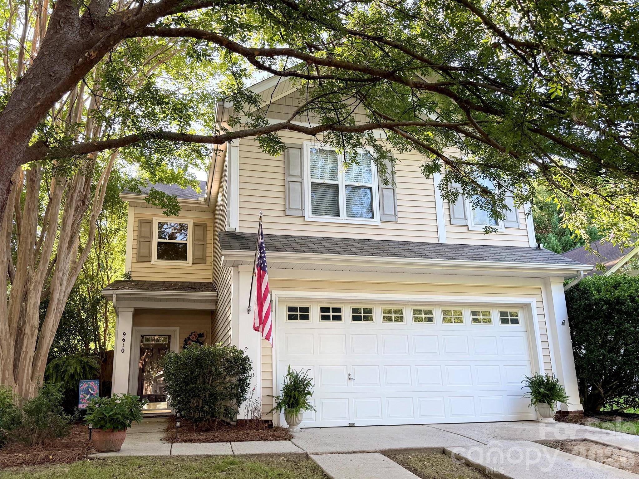 9610 Corbett Square LN, Charlotte, NC 28214