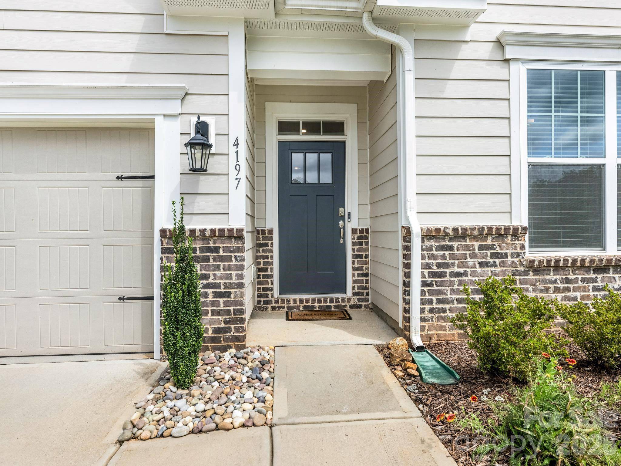 4197 Millstream RD, Denver, NC 28037