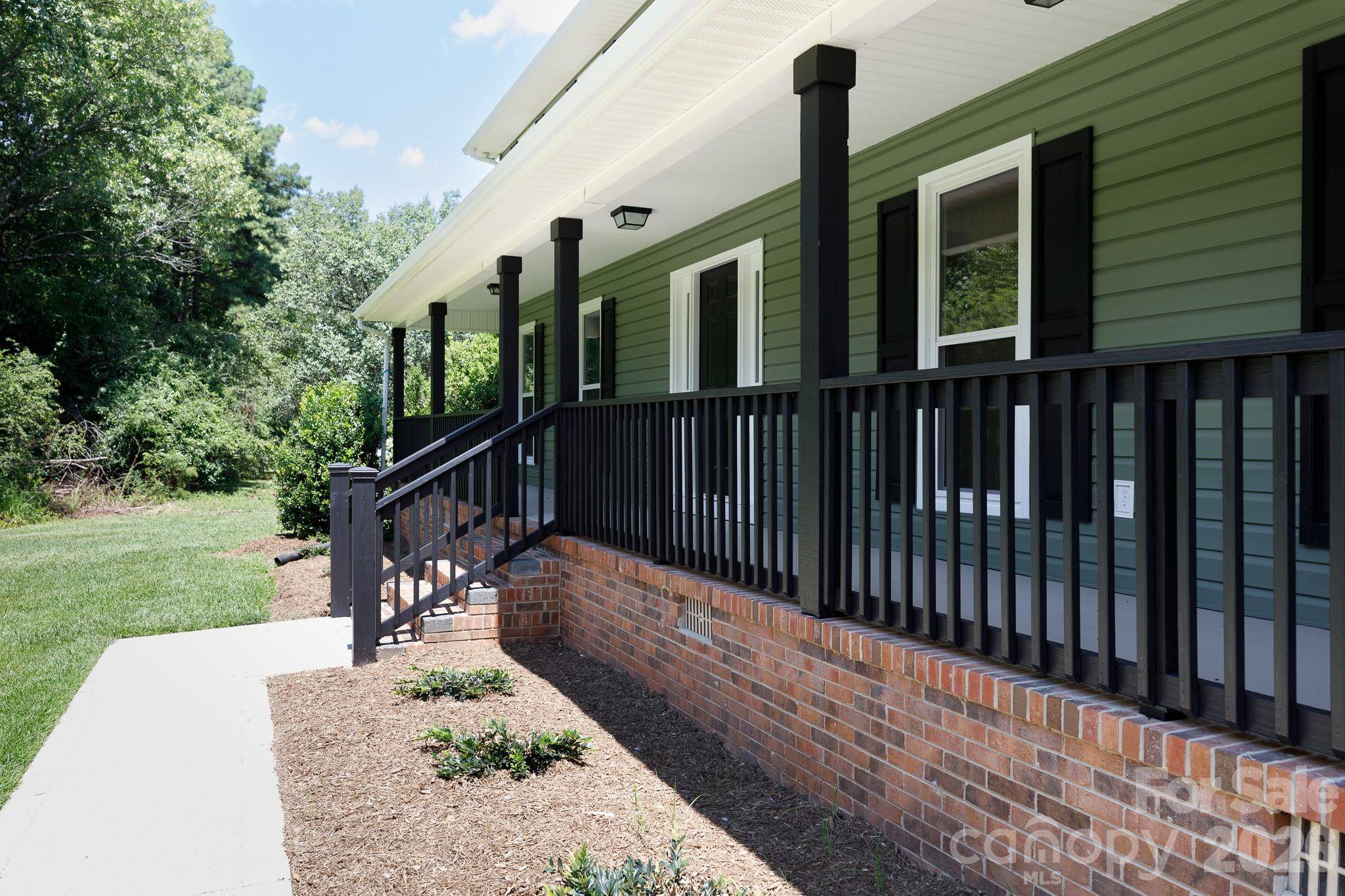 1560 Meadowdale RD, Rock Hill, SC 29732