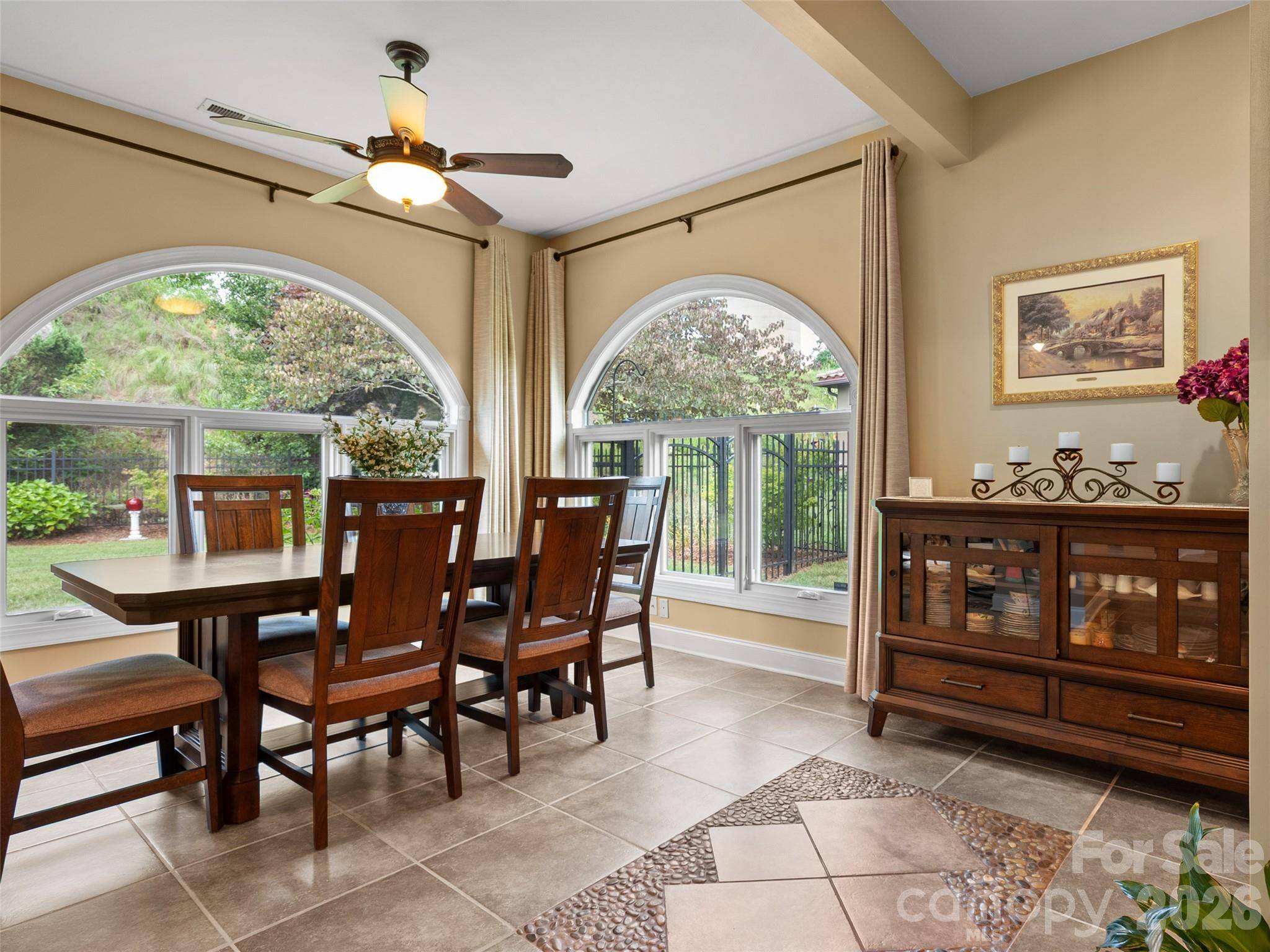 19 Pacifico DR, Asheville, NC 28806