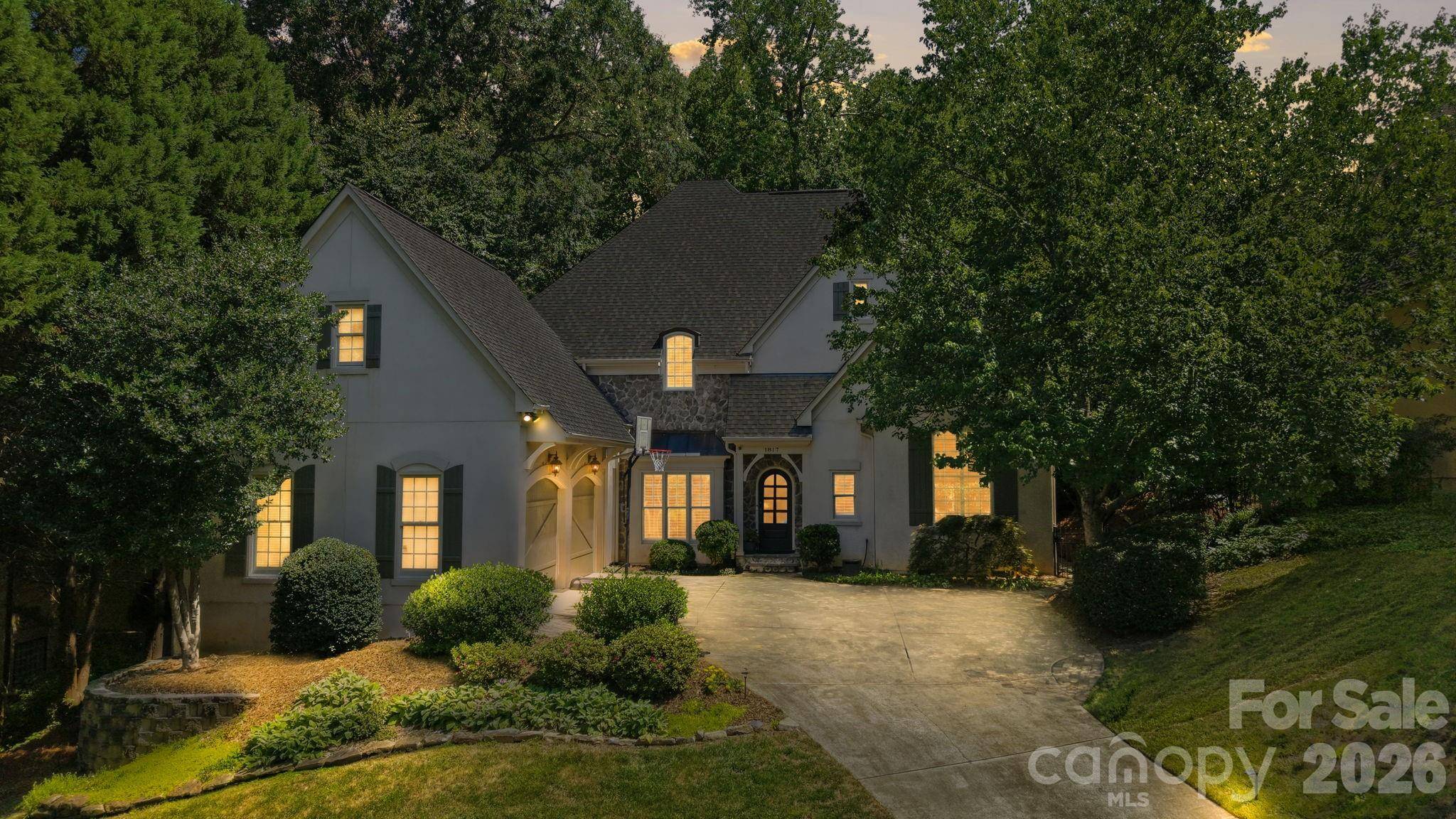 1817 Asbury Hall CT, Charlotte, NC 28209