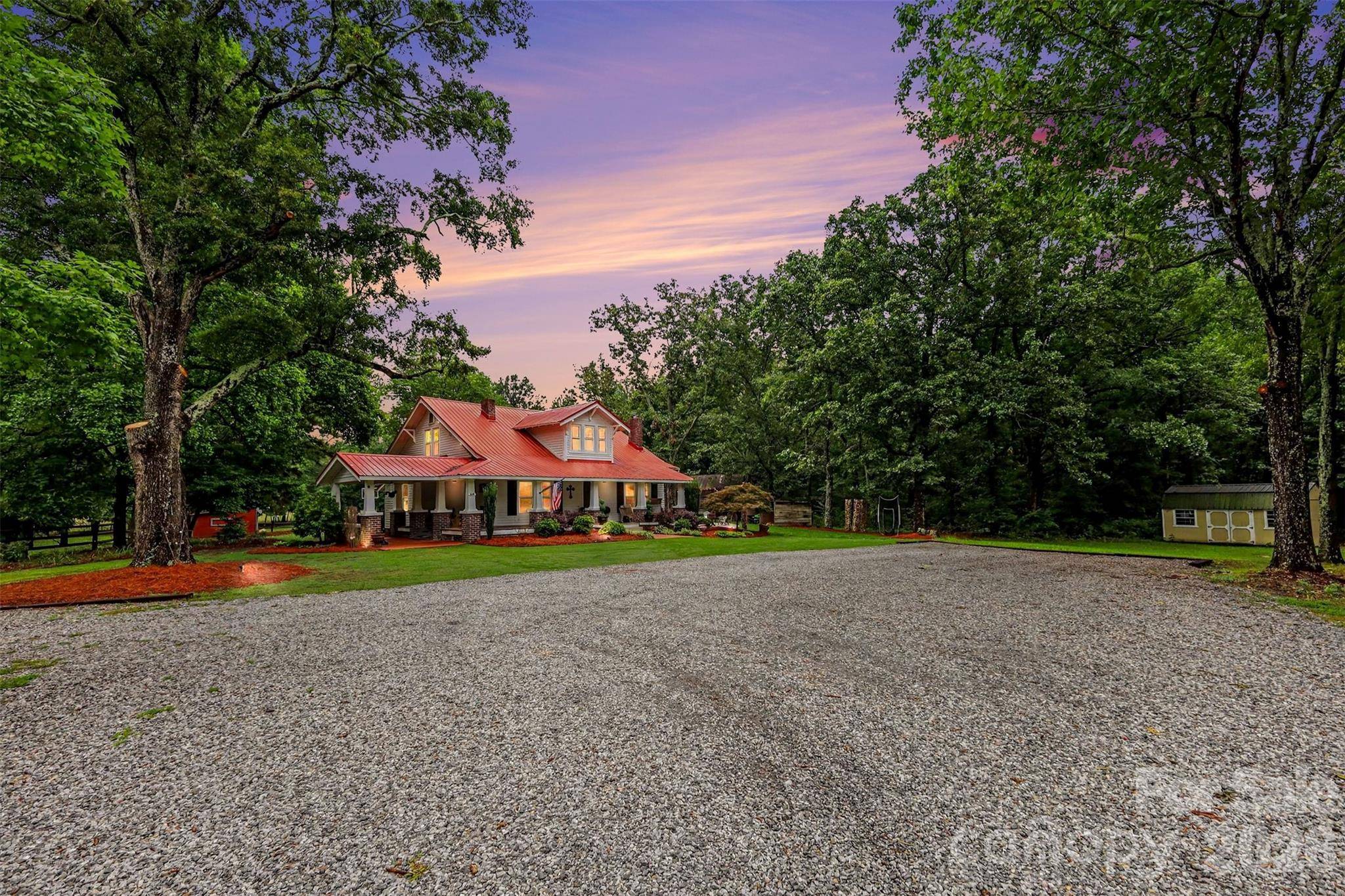 134 Mauney Farm RD, Cherryville, NC 28021