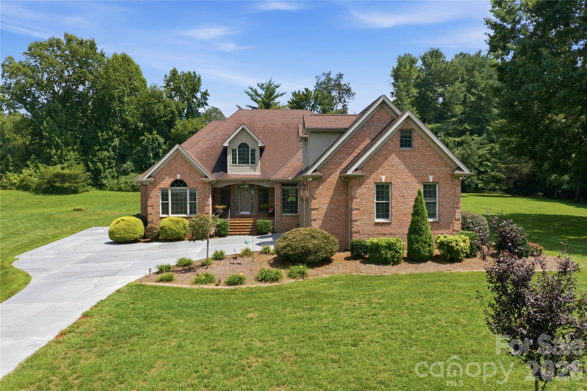 260 Baymount DR, Statesville, NC 28625