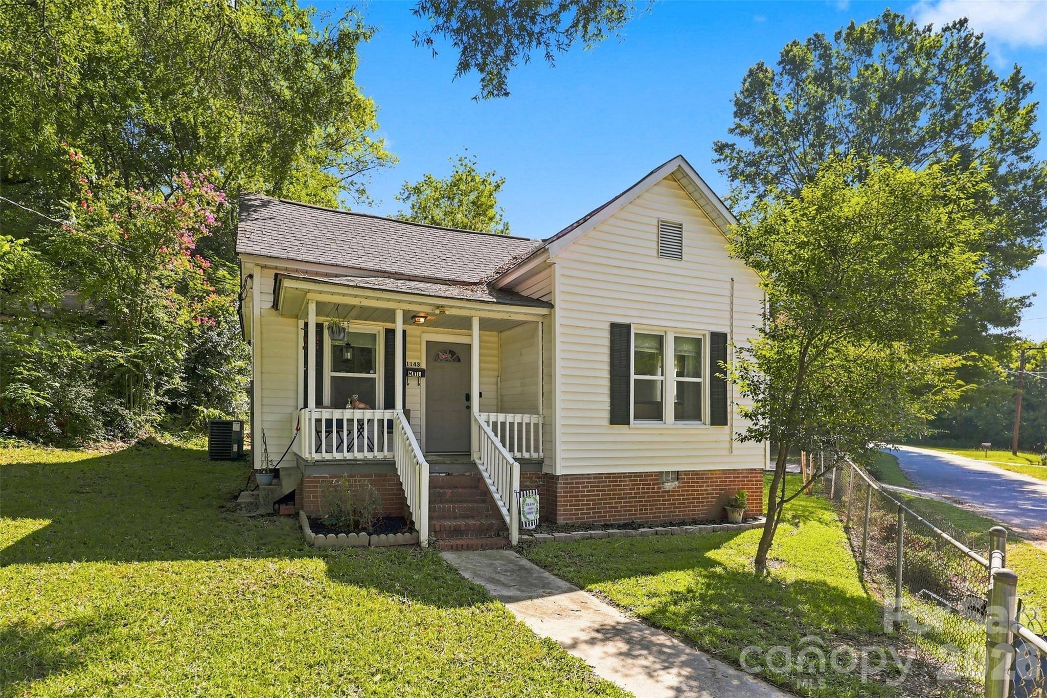 1143 9th ST, Lancaster, SC 29720