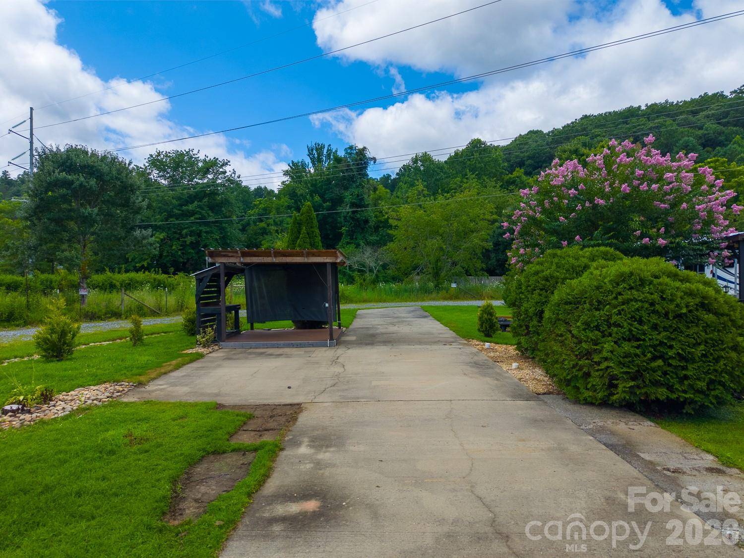 50 Timber Leaf DR, Sylva, NC 28779