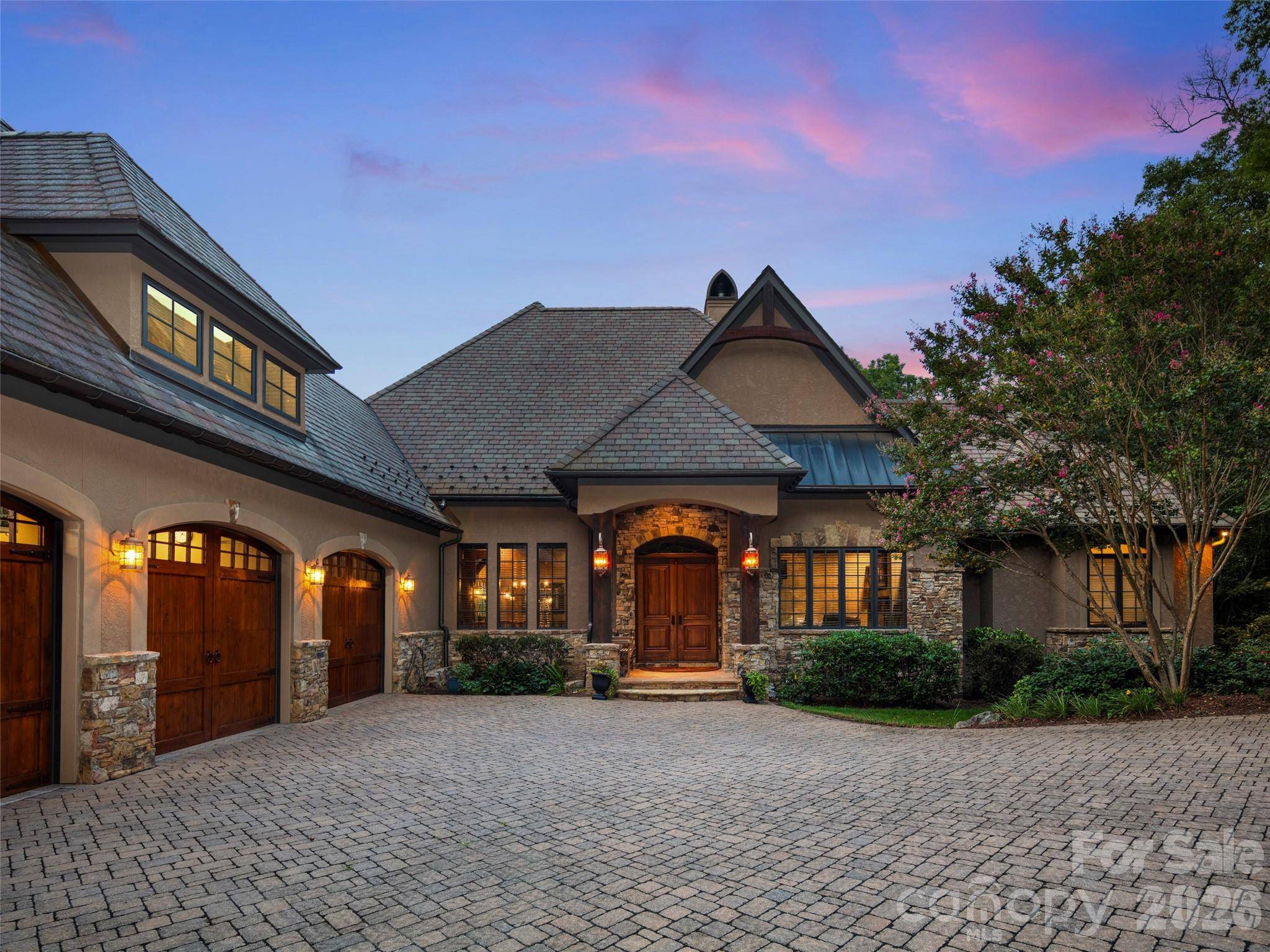 1812 Bella Vista CT, Arden, NC 28704