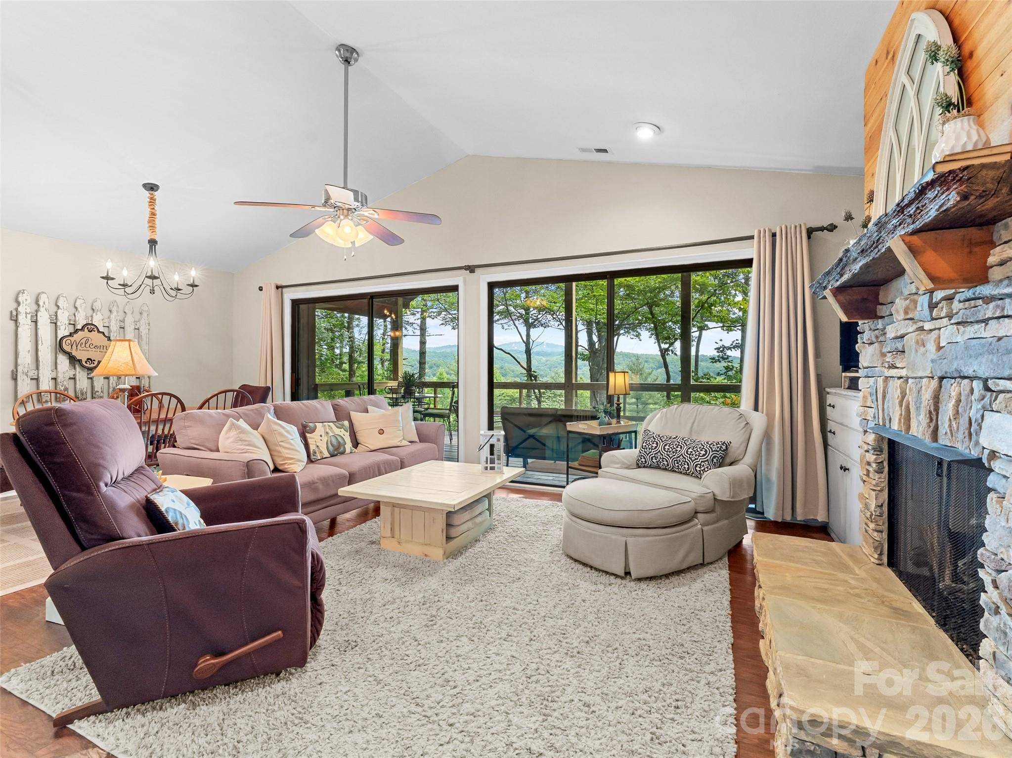 32 Uloque CT, Brevard, NC 28712